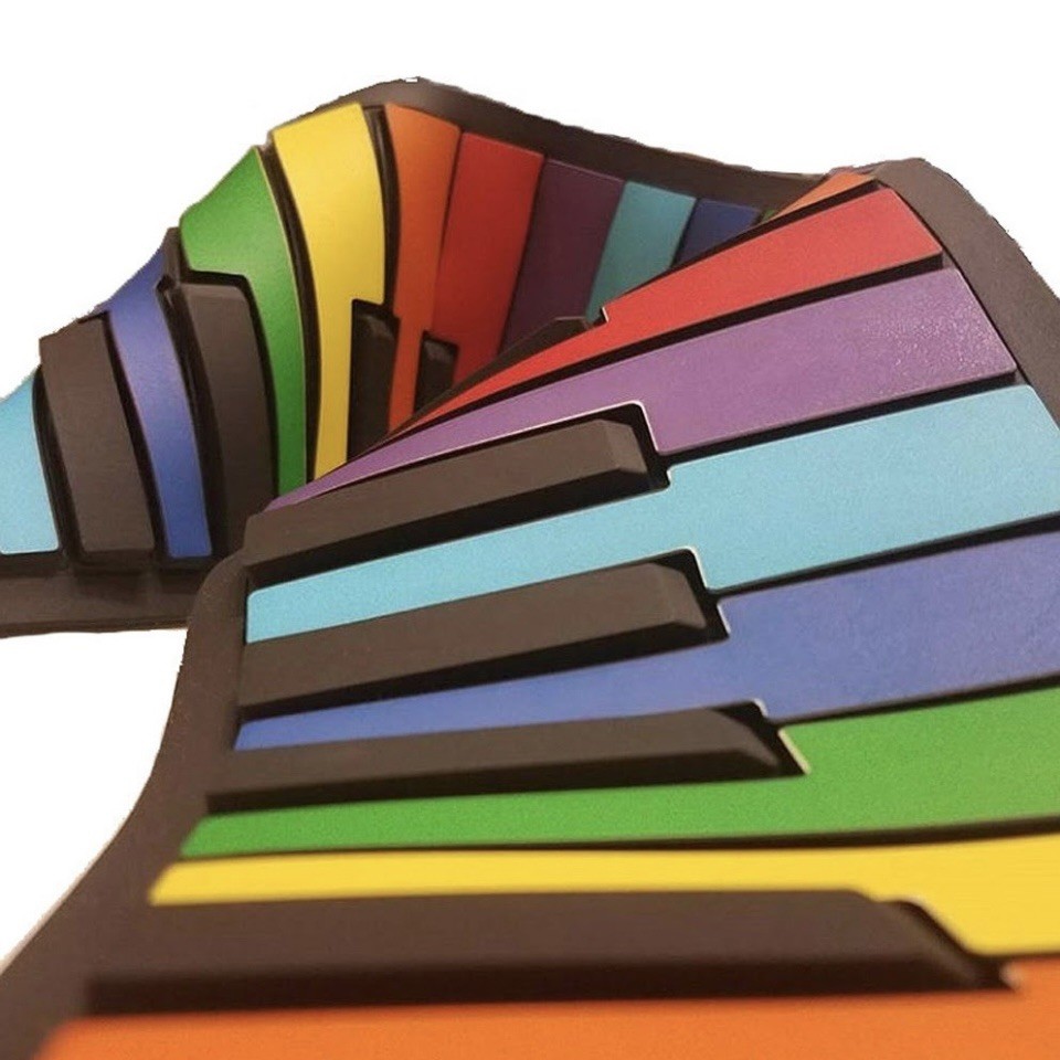 NEW Mukikim Rock And Roll It Hand Roll Rainbow Piano Flexible Keyboard Toy Music