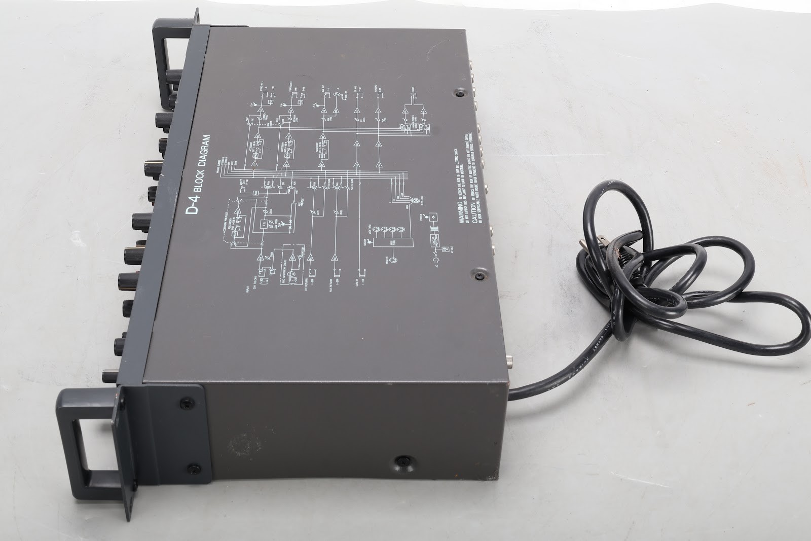 TOA D-4 4-Channel Electronic Music Mixer Preamplifier Equalizer
