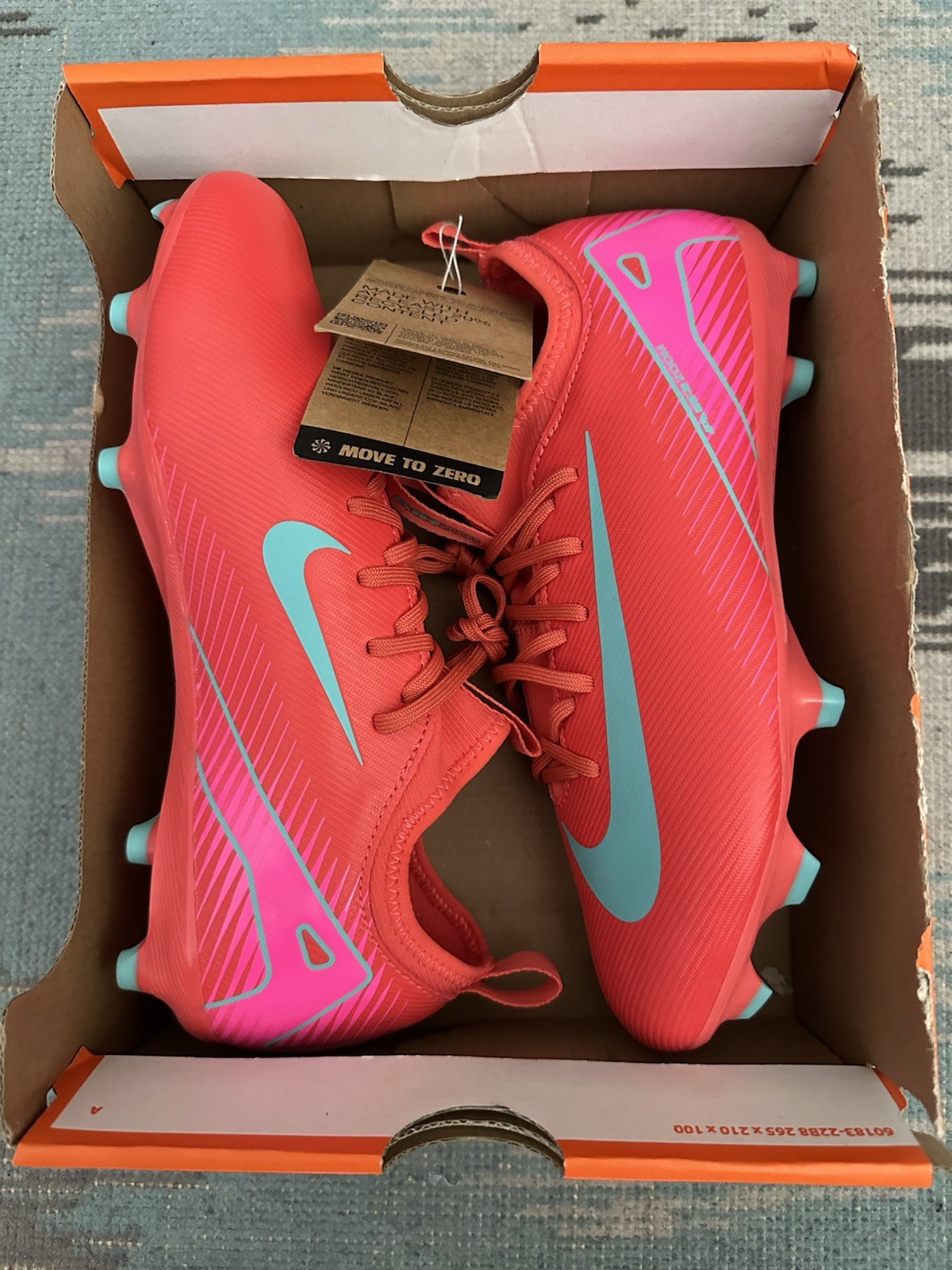 Nike Jr Zoom Vapor 16 Academy FG/MG. FQ8392-800. Size-6Y