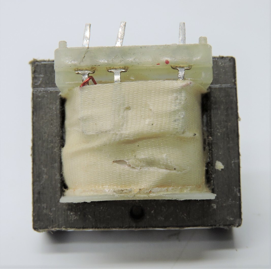 EIA696B1-2010 Voltage Transformer EIA696B1 - NEW!
