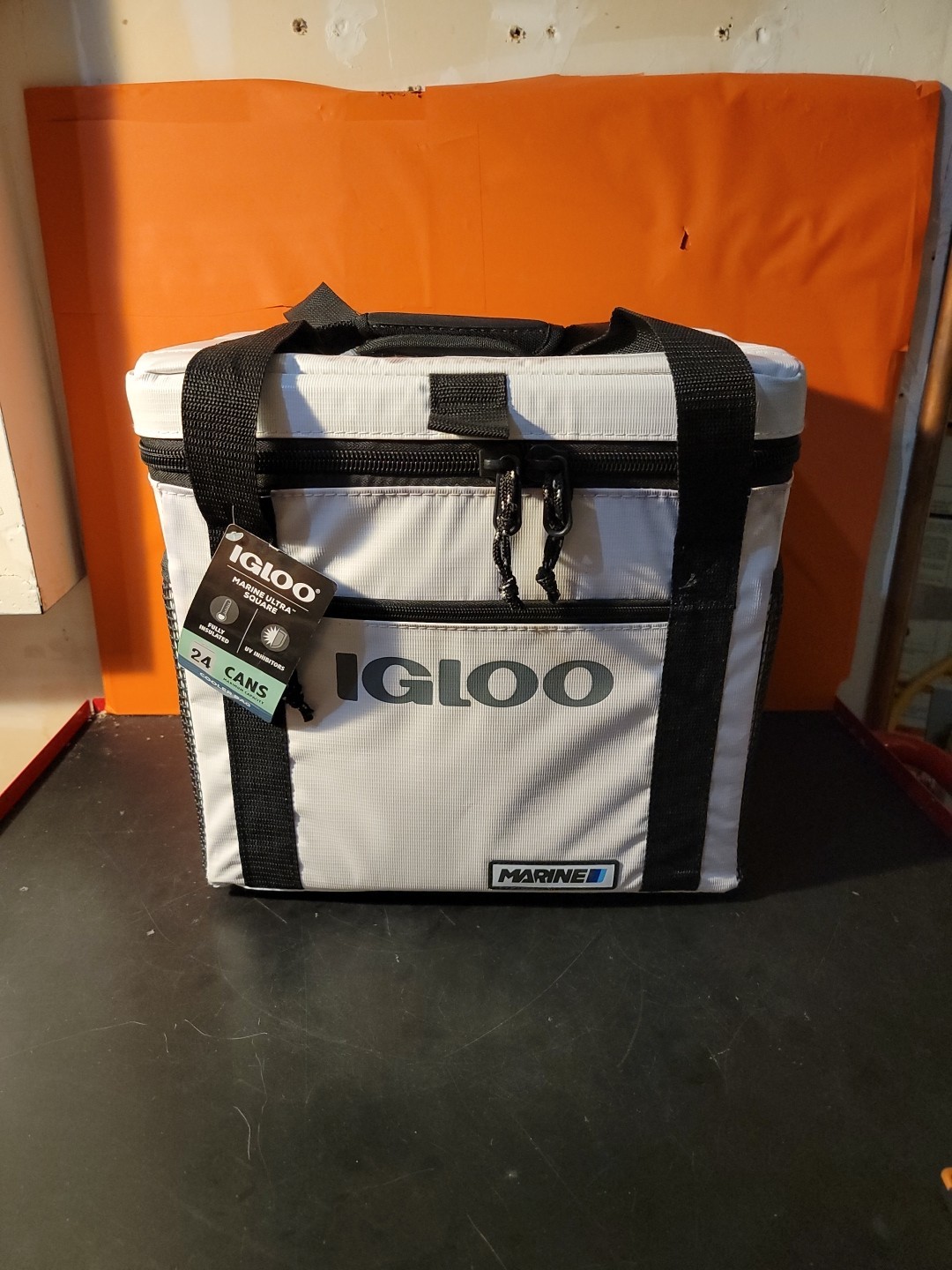 Igloo Marine Ultra Insulated Cooler Bag 24 Can 2 Day Cold Retention ~ Brand New
