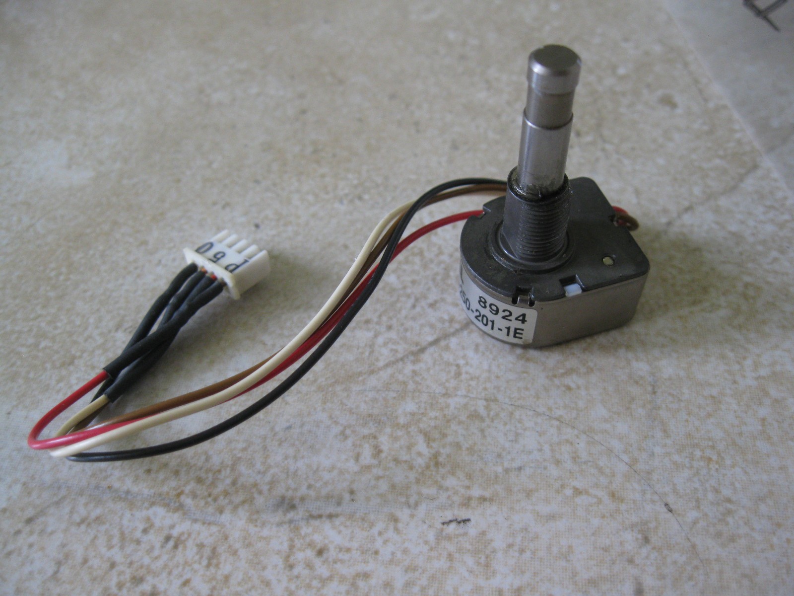 Yaesu FT-757GX replacement VFO Encoder in Good shape working as it should