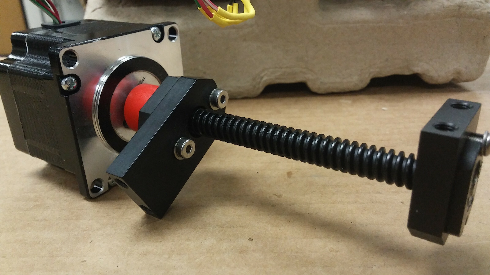 HAYDON SWITCH & Instruments E57H43-12-008 Stepper Motor Linear Actuator