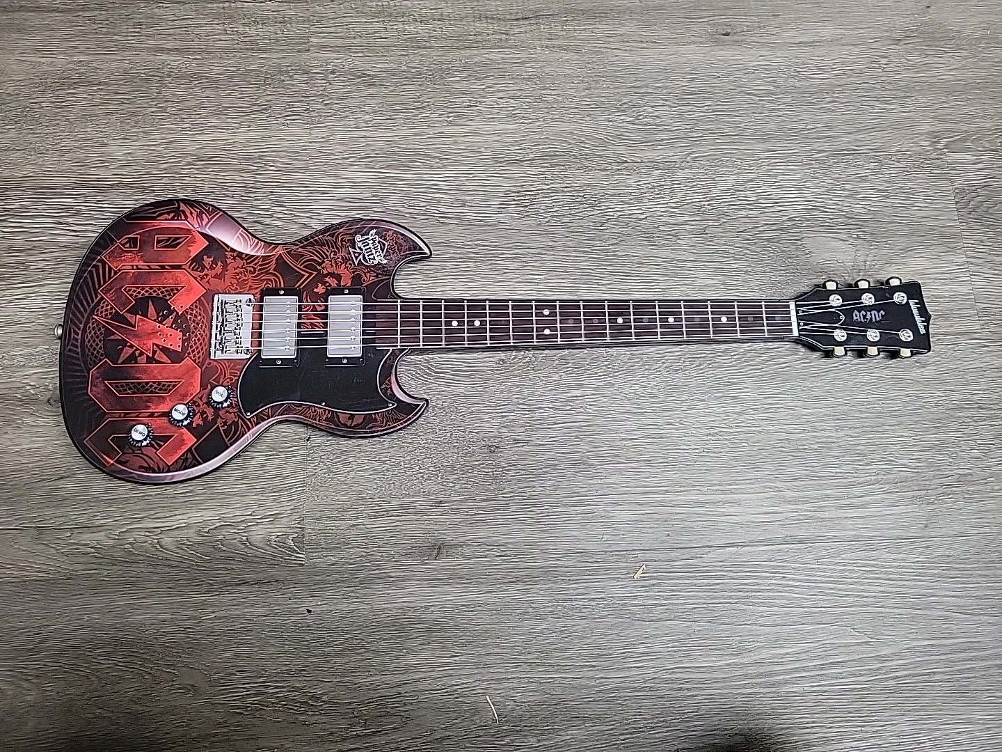 WowWee Paper Jamz Instant Rockstar Guitar AC/DC ACDC 2009 Tested Working