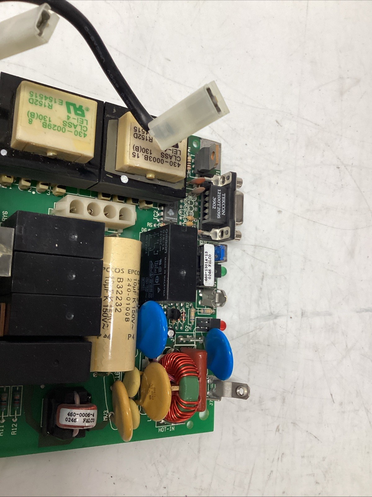 APCC 640-0730P Rev 18 Smart-UPS Control Board PCB U-017