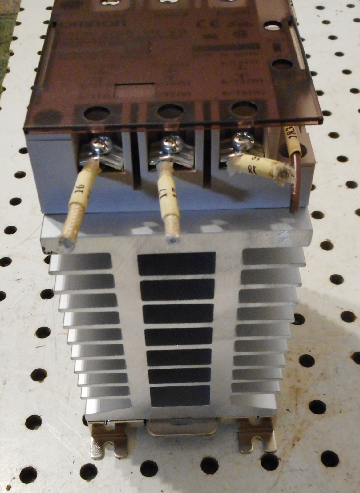USED OMRON G3PB-225B-3N-VD SOLID STATE CONTACTOR