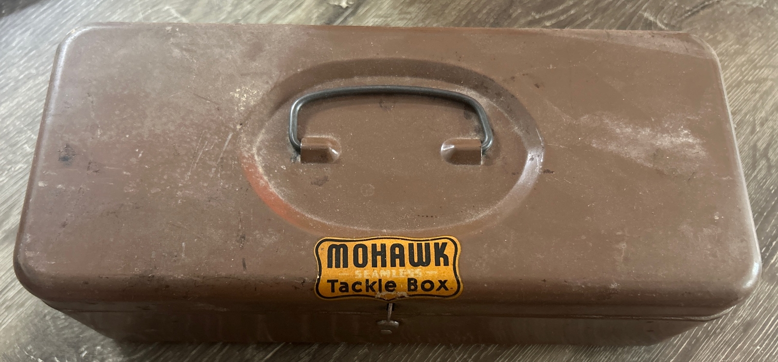 Vintage Mohawk Seamless Metal Tacklebox