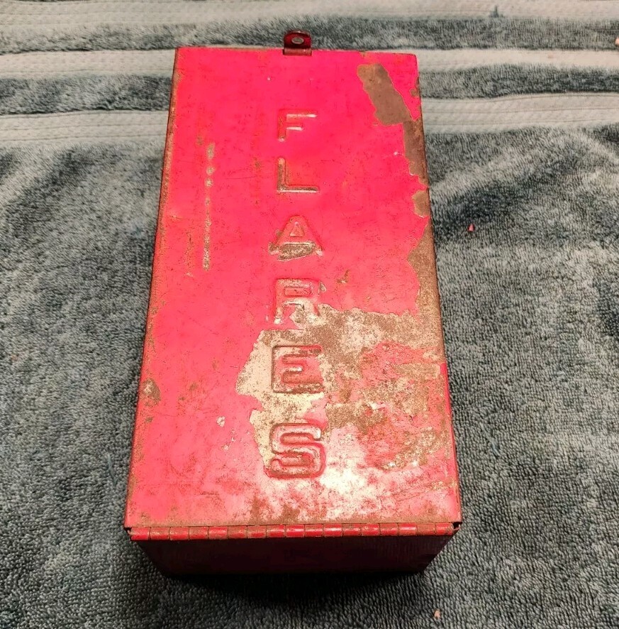 Bolser No. 66-F-3 Road Reflector Flare Roadside Car Truck Emergency Safety Kit