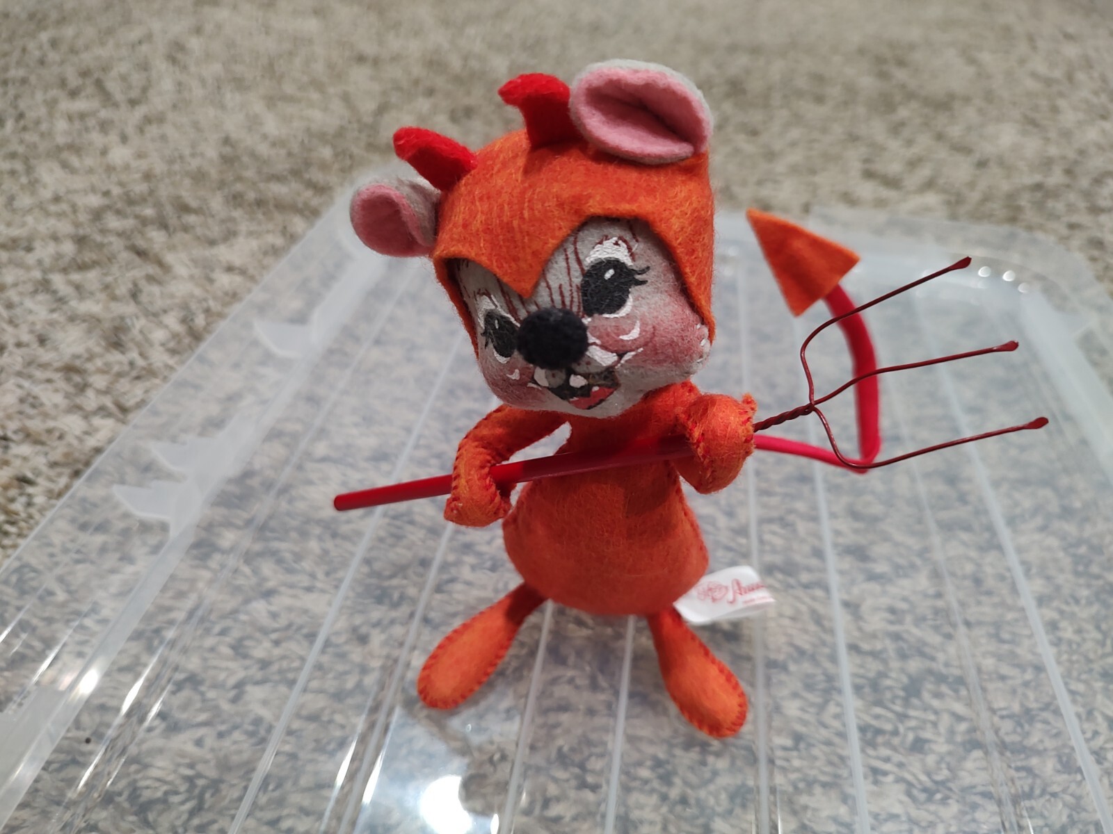1982 Annalee Doll Mobilitee Devil Costume Mouse with Pitchfork Felt Open Eyes 6"