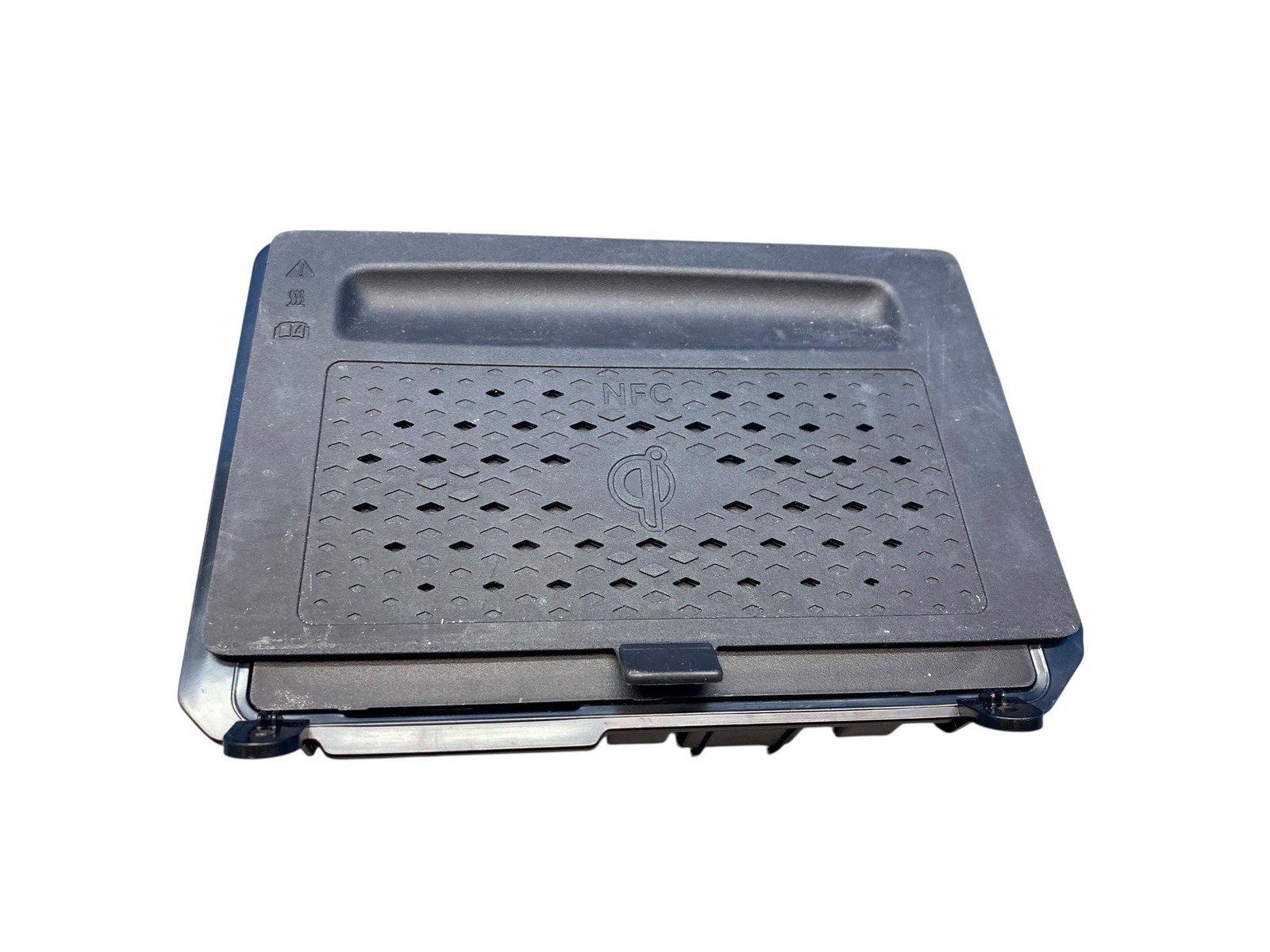 2021-2024 GENESIS GV80 OEM CENTER CONSOLE PHONE WIRELESS CHARGING PAD MODULE