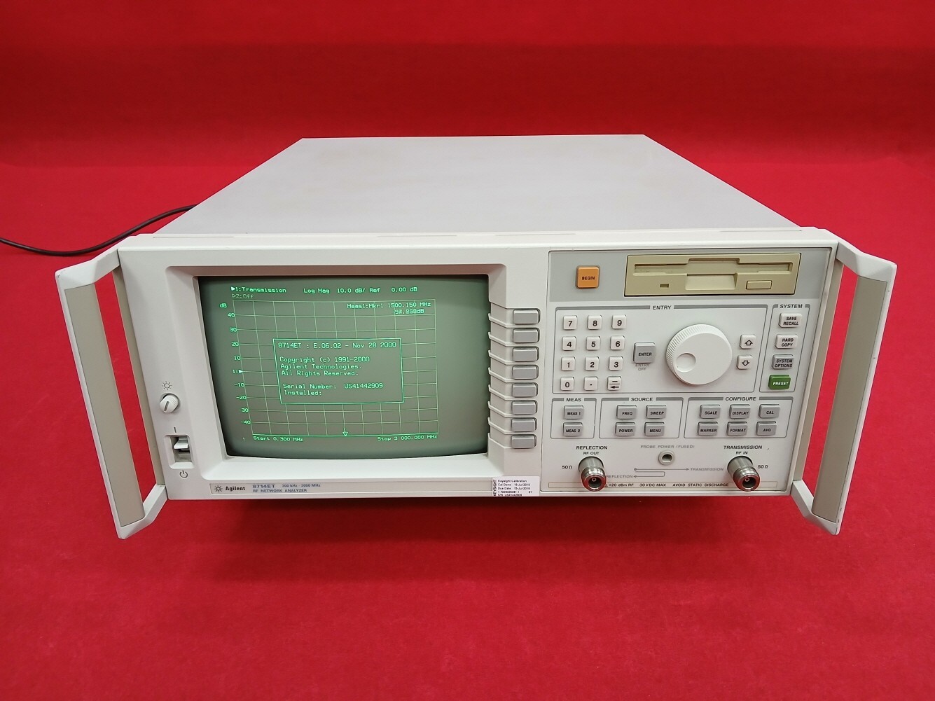 Agilent 8714ET. 300KHz-3000MHz RF NETWORK ANALYZER