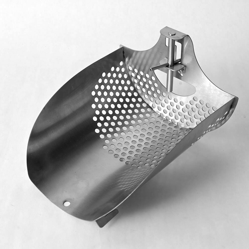 SuperMax metal detecting beach scoop by Chuck