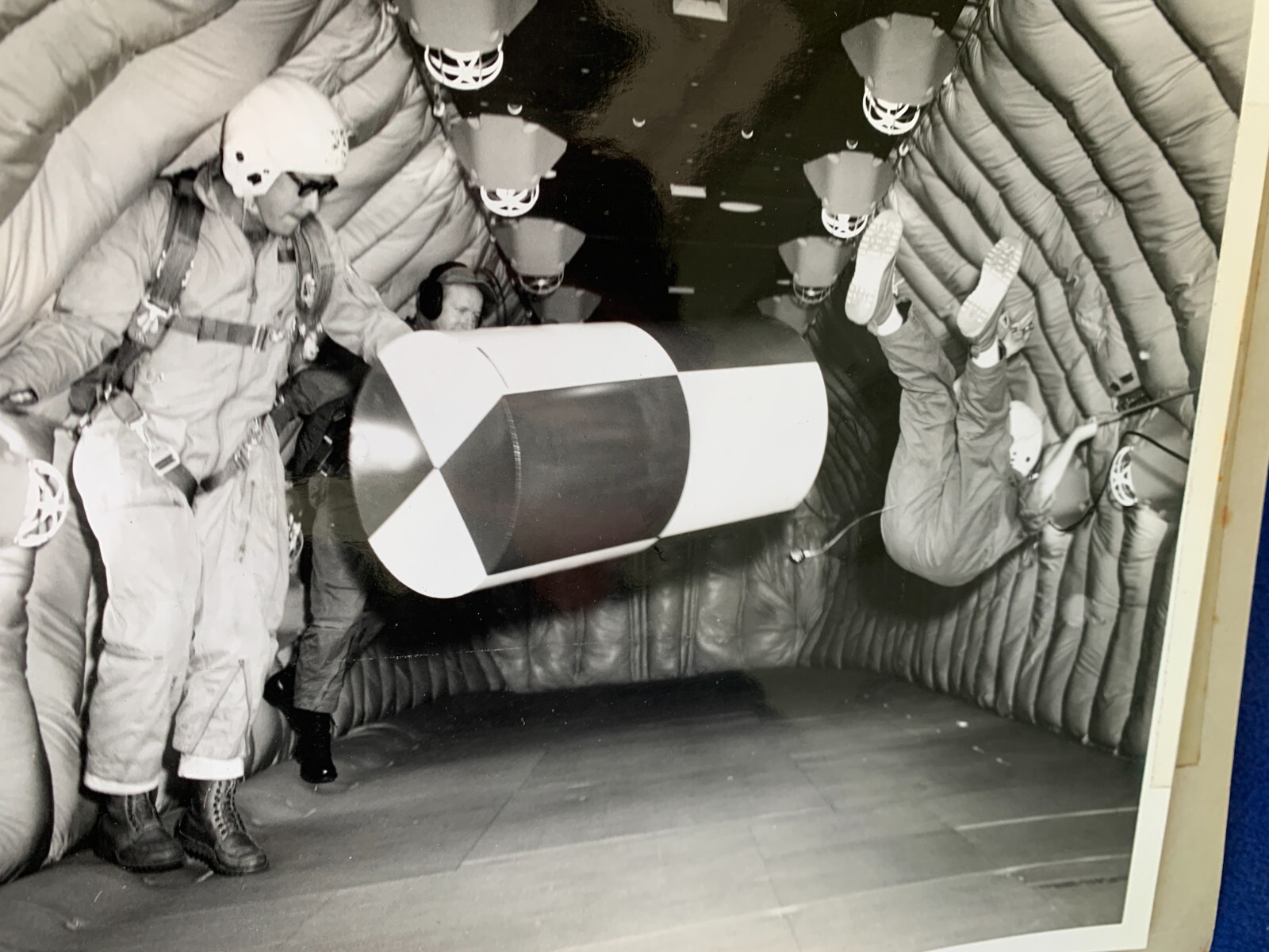 NASA real PHOTO space travel exploration FLYING SPACE LAB zero gravity FLOAT air