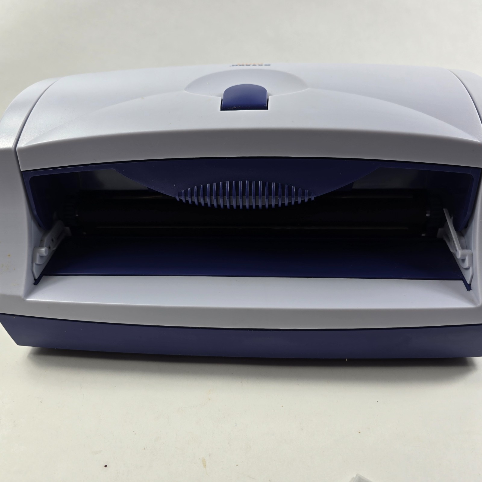 Xyron Model 900 Laminator Machine, Sticker, Label Maker, 2 New Cartridges