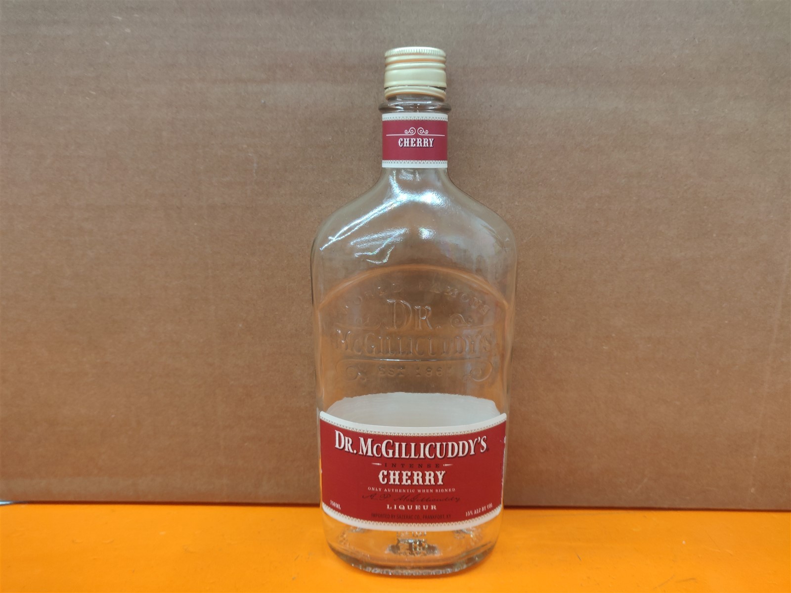 ⭐️⭐️⭐️⭐️⭐️ EMPTY 750mL Dr McGillicuddy's Cherry Flask Style Craft Bottle