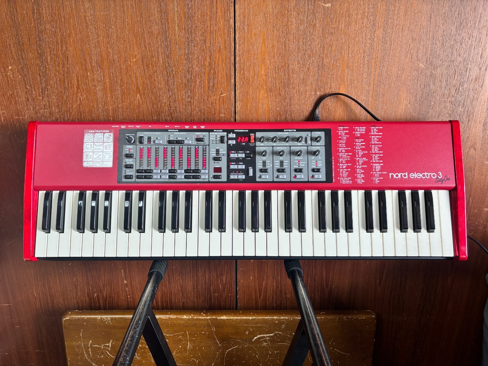 Nord Electro 3 SIXTY ONE 61-key Keyboard with Piano and Organ Sounds w/ gig bag