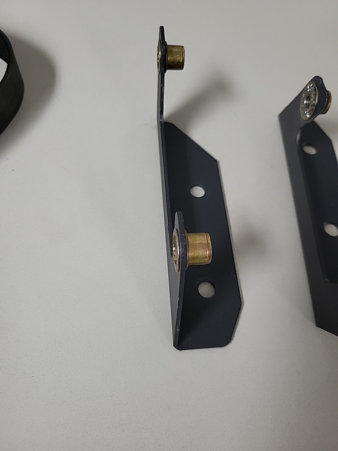 Precor M9.33 Treadmill Left & Right Mounting Brackets (20A)