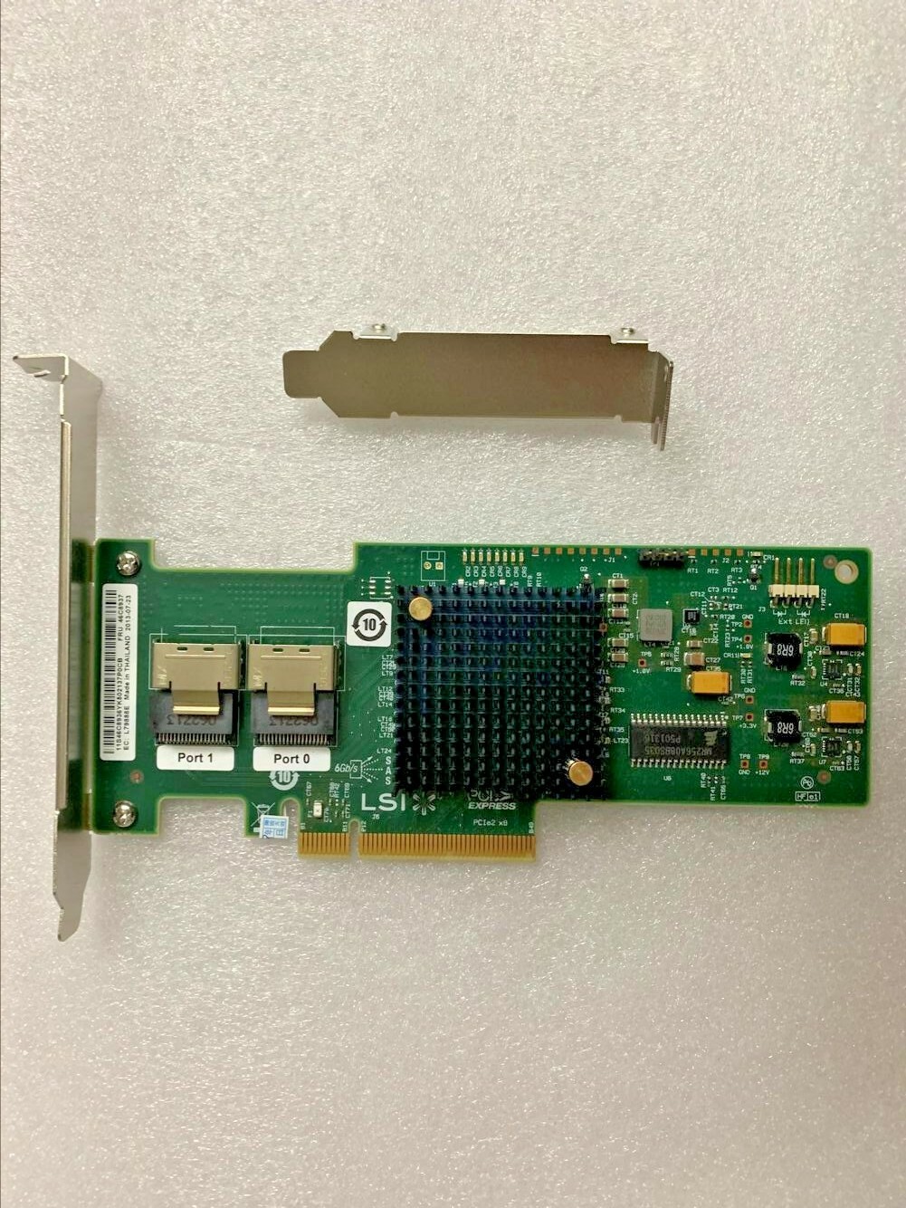 LSI 6Gbps SAS HBA LSI 9200-8i  IT Mode ZFS FreeNAS unRAID