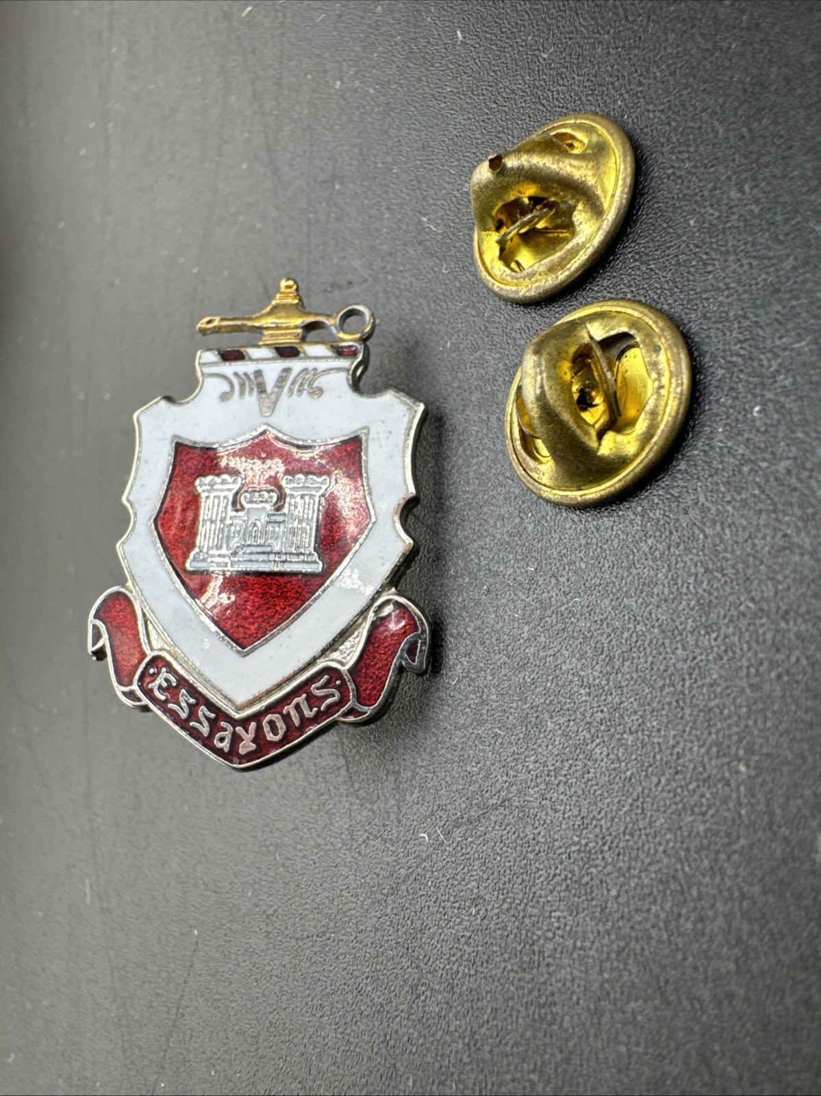 Essazons Engineer Leader Pin US Military Very Good Condition Let Us Try Motto