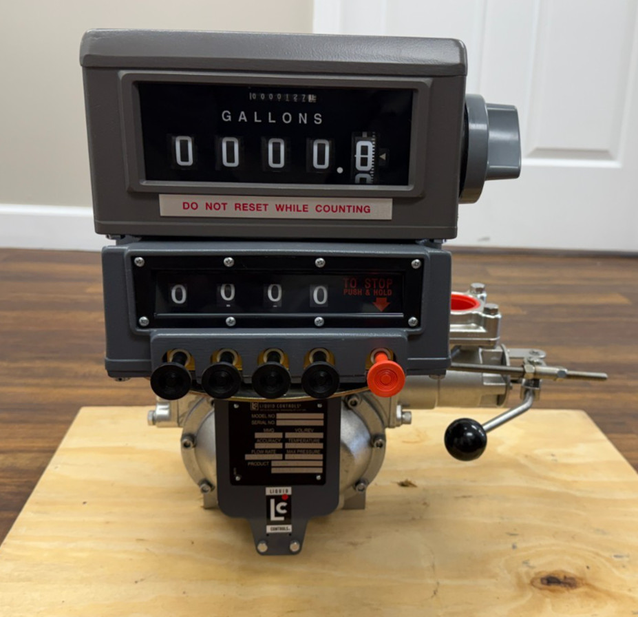 Liquid Controls M7 Class 8 meters, 2" S/S, 100 GPM, Petroleum Flow Meter