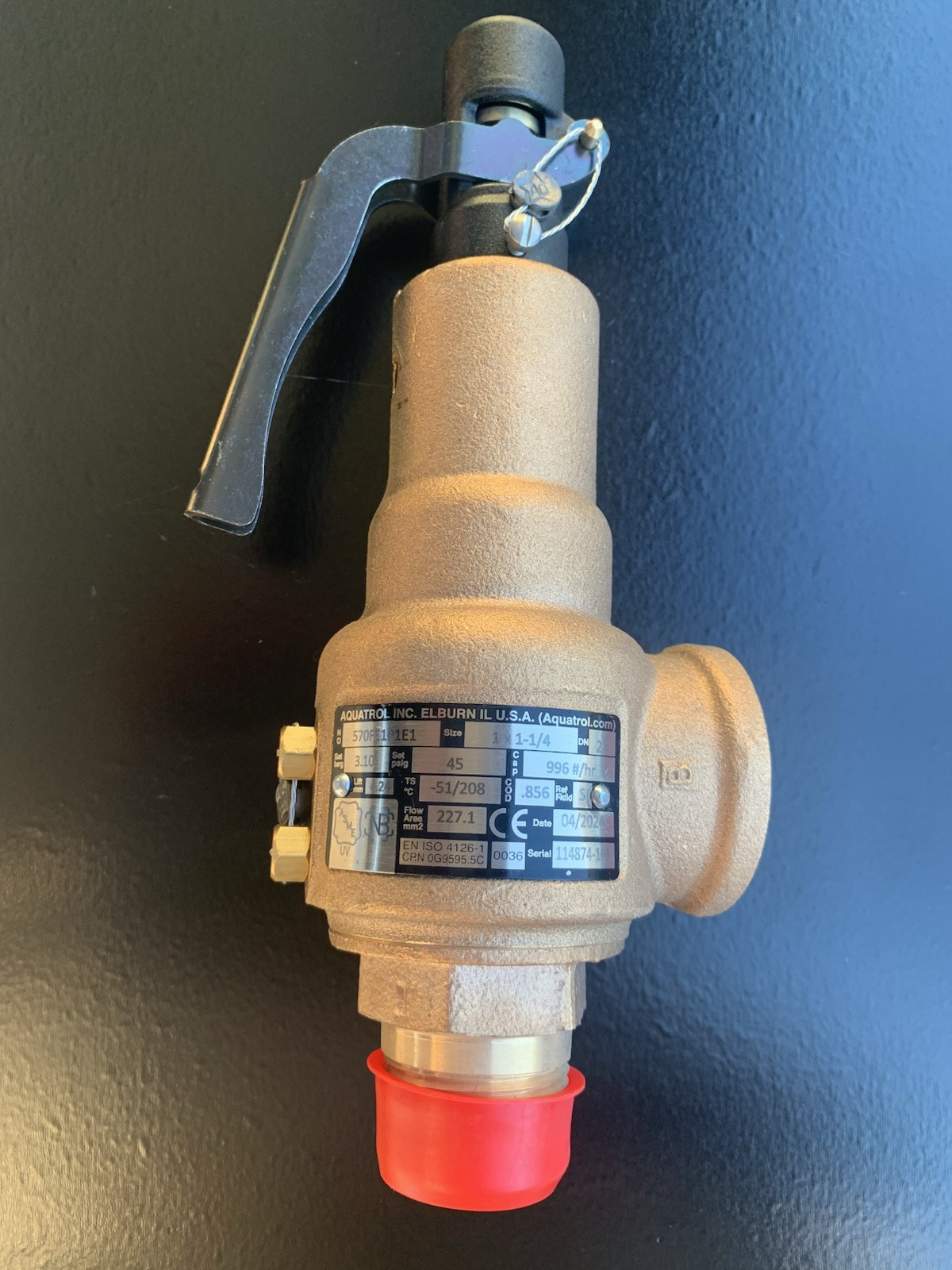 Steris / Amsco 45 PSI 1" steam safety valve Part Number: P056402028 P056402 028