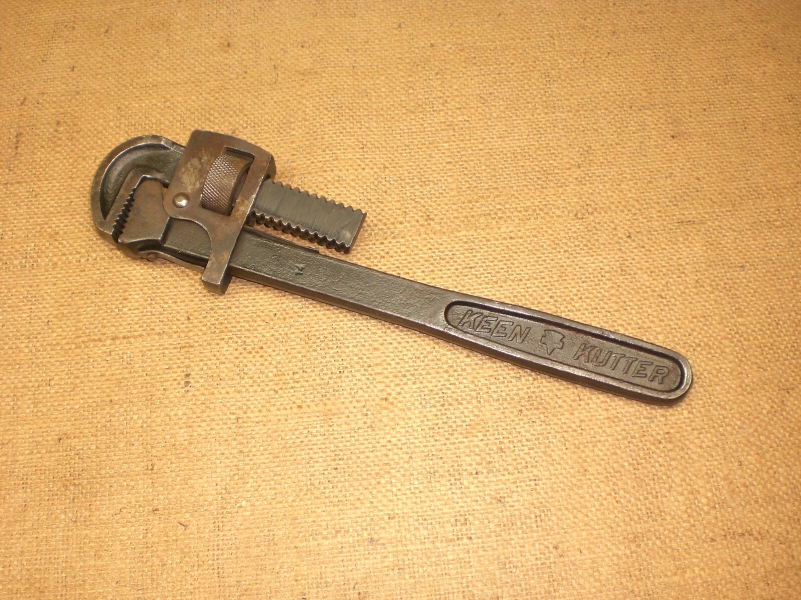VINTAGE KEEN KUTTER 14" PIPE WRENCH COLLECTABLE PLUMBING STEAM FITTING TOOL