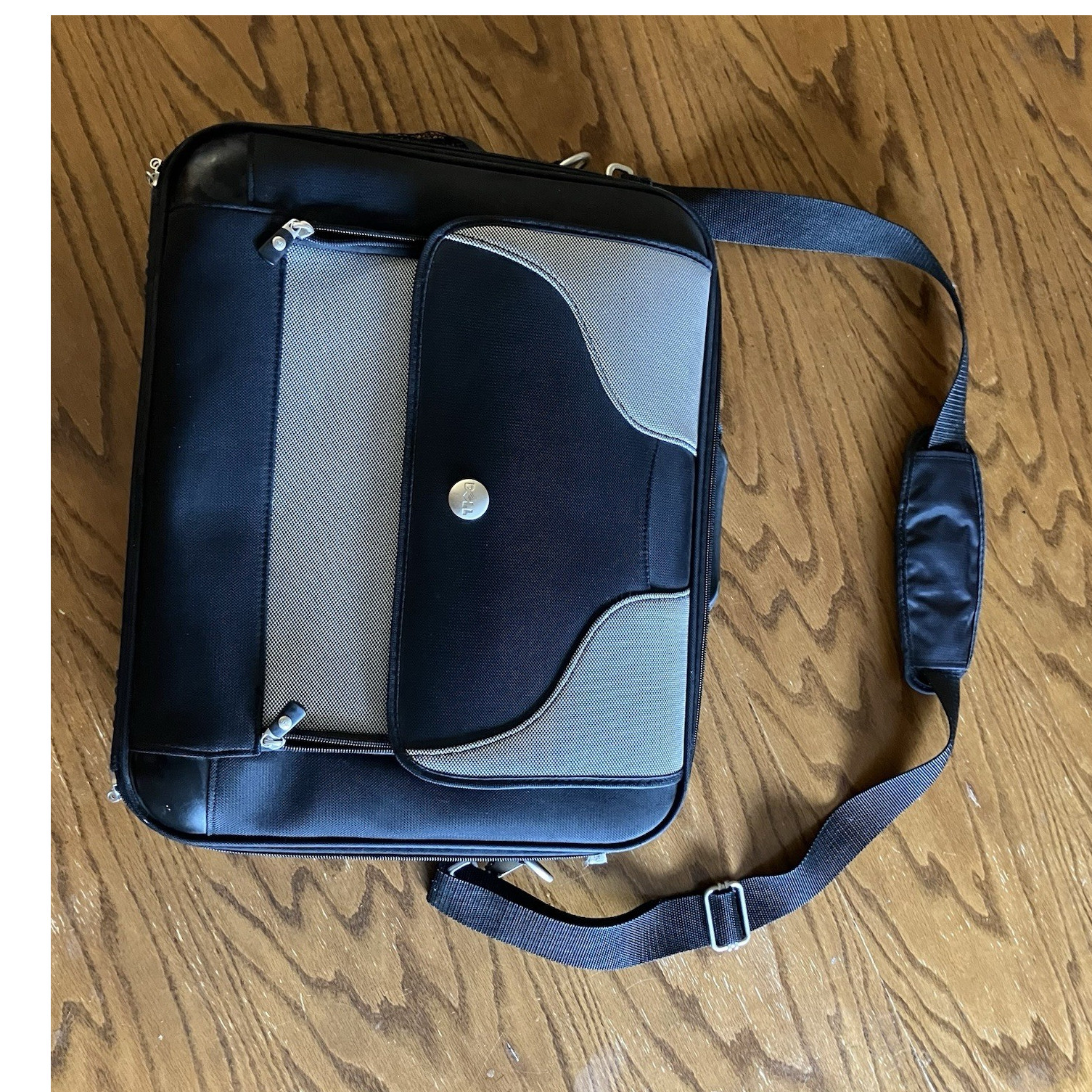 Padded Black/Gray Solid Laptop Shoulder Messenger Bag Carrying Case Organizer