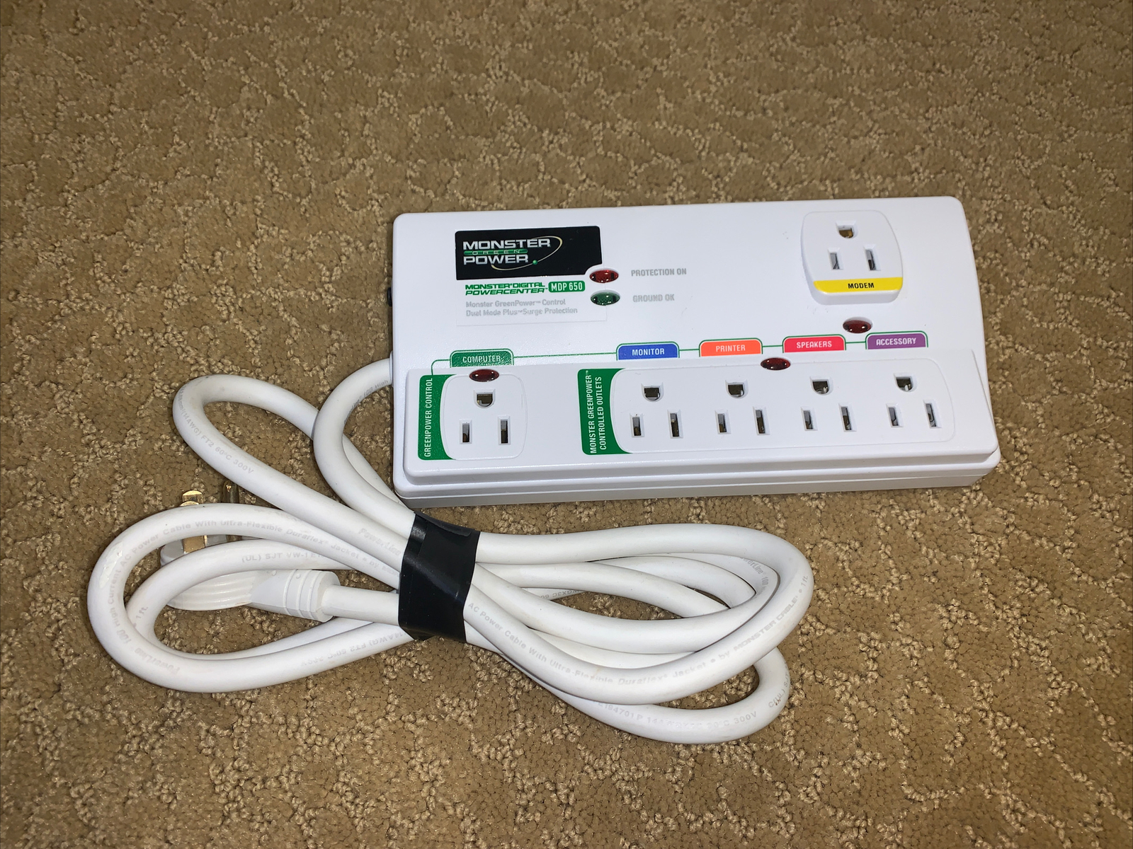 Excellent-Monster MDP 650 Green Power Digital  Power Center- Open Box