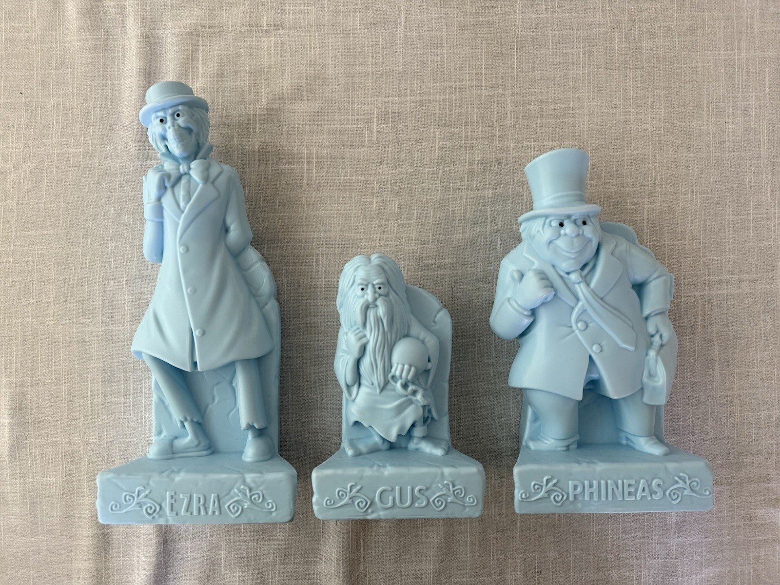 Disney Haunted Mansion Light Up Hitchhiking Ghosts Lowe’s Exclusive *sold Out*