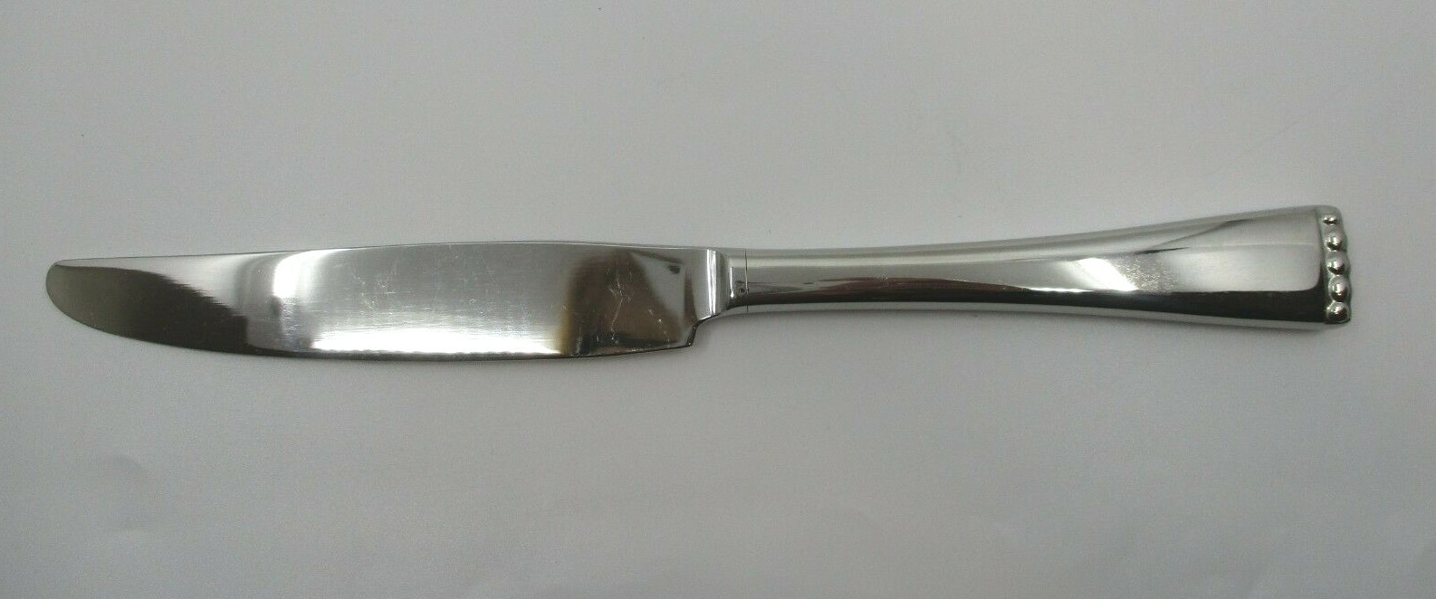 ONEIDA STAINLESS CLASSIC PEARL DINNER KNIFE - 9 1/2" - 03I