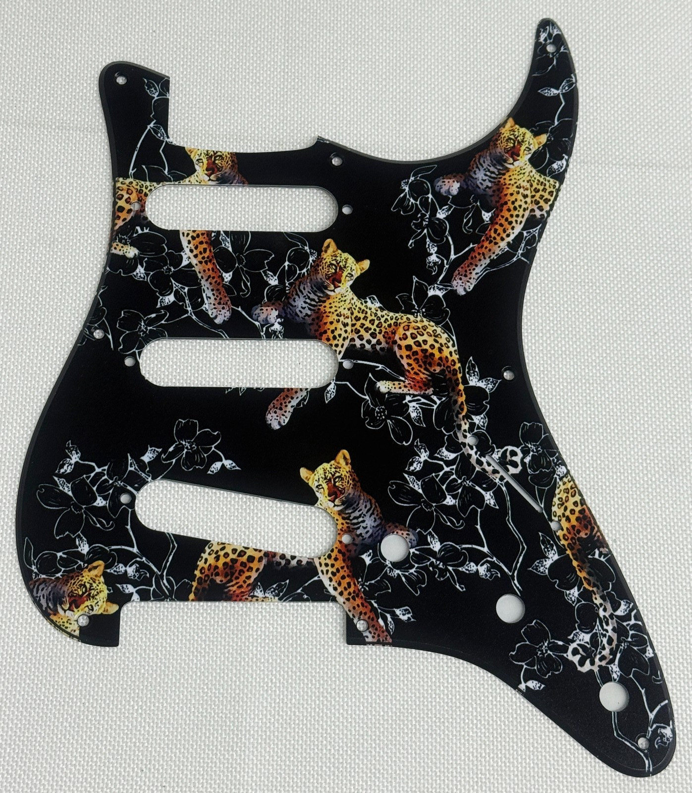 Leopard Pattern For Fit Fender Stratocaster 57' 8 Screw Strat Guitar Pickguard