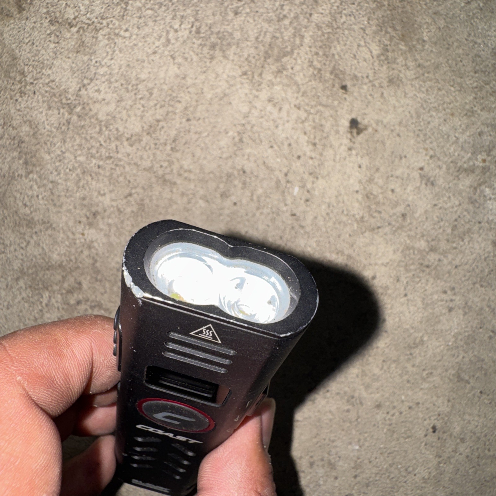 Coast Slayer Ultra Flashlight 2000 Lumens, Rechargeable
