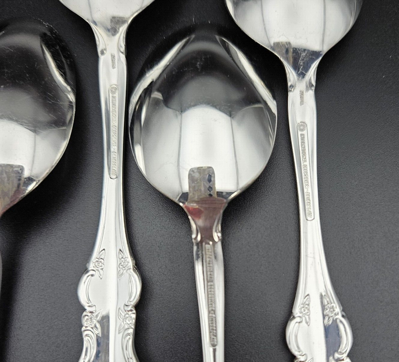 International Silver Orleans 26pc Silverplate Flatware Set Fork Spoon Knife