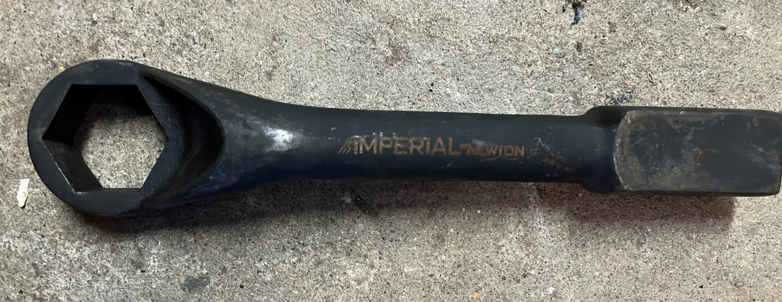 IMPERIAL 2" HAMMER WRENCH