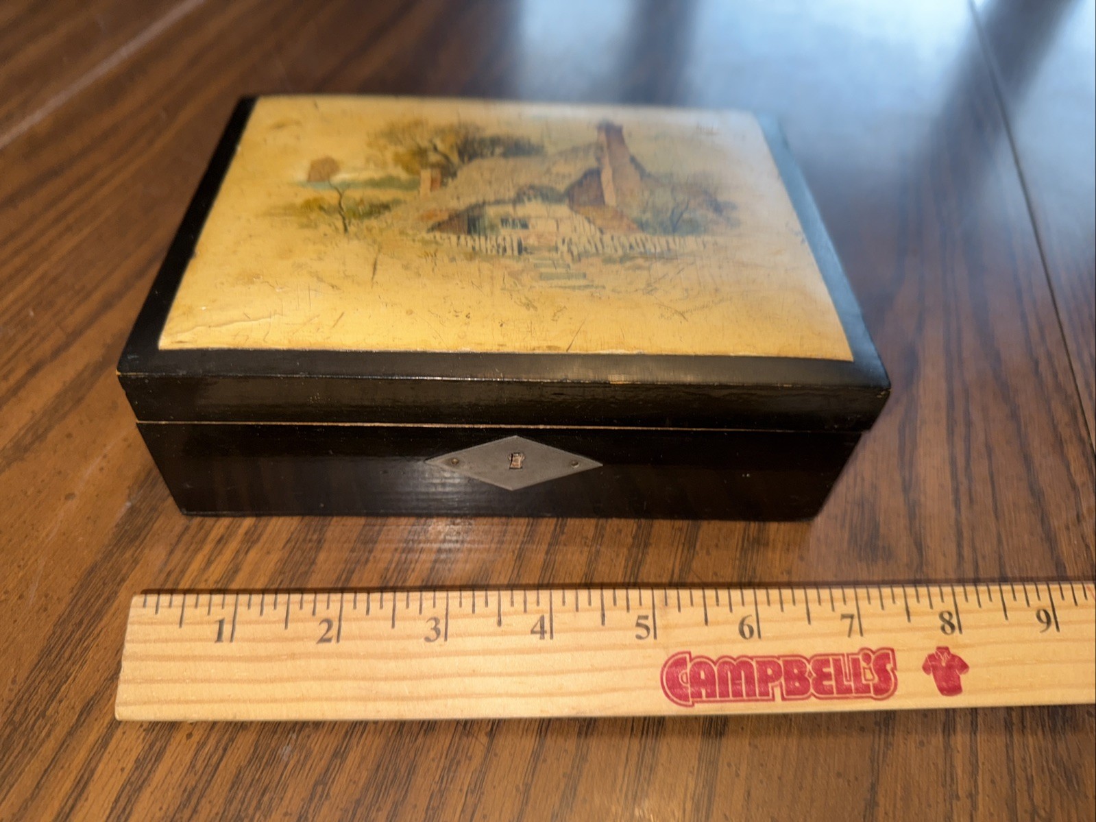 7L 5w 2.5 H Cottage Trinket Box