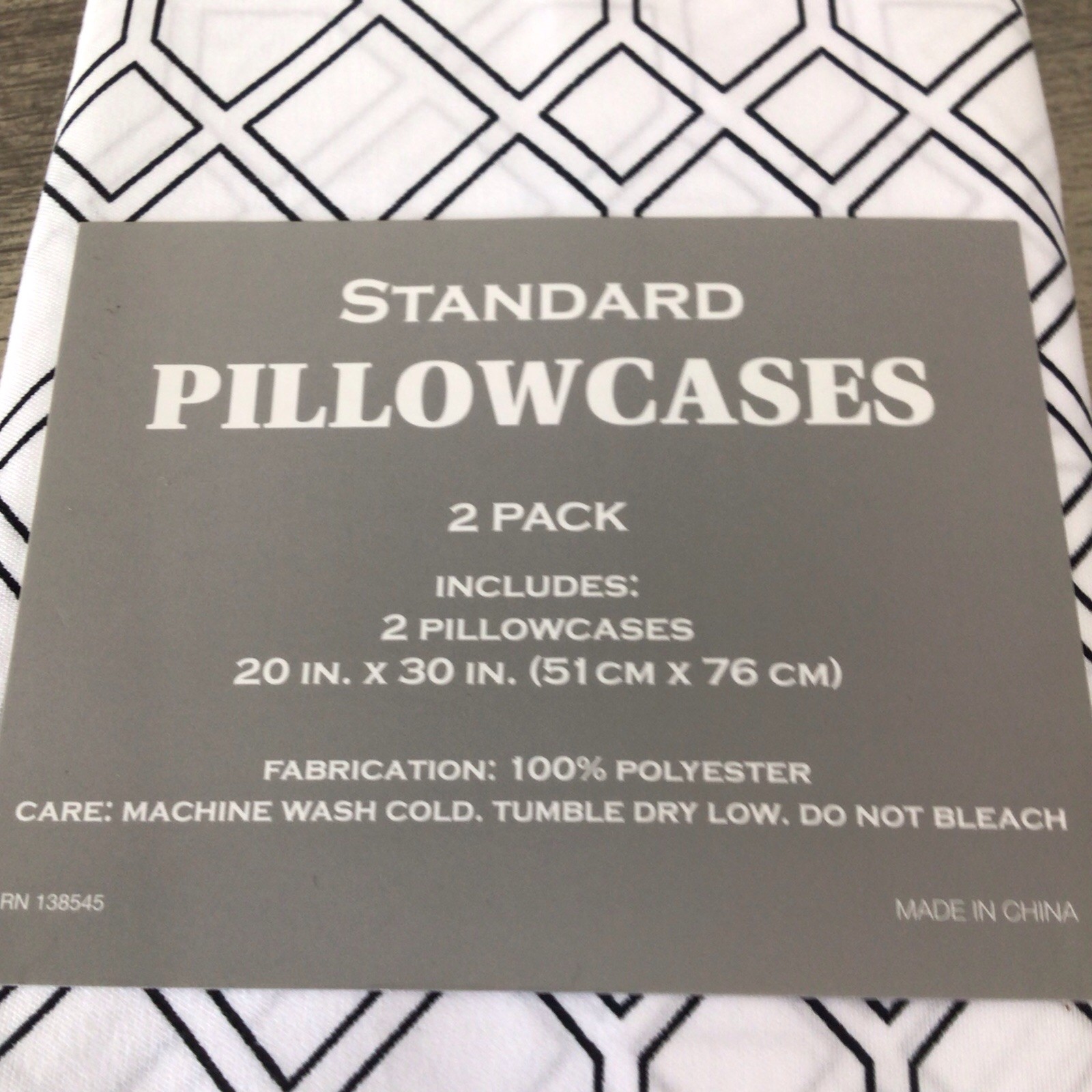 Dan River Easy Care Pair Standard Pillowcases Black Geometric Pattern Polyester