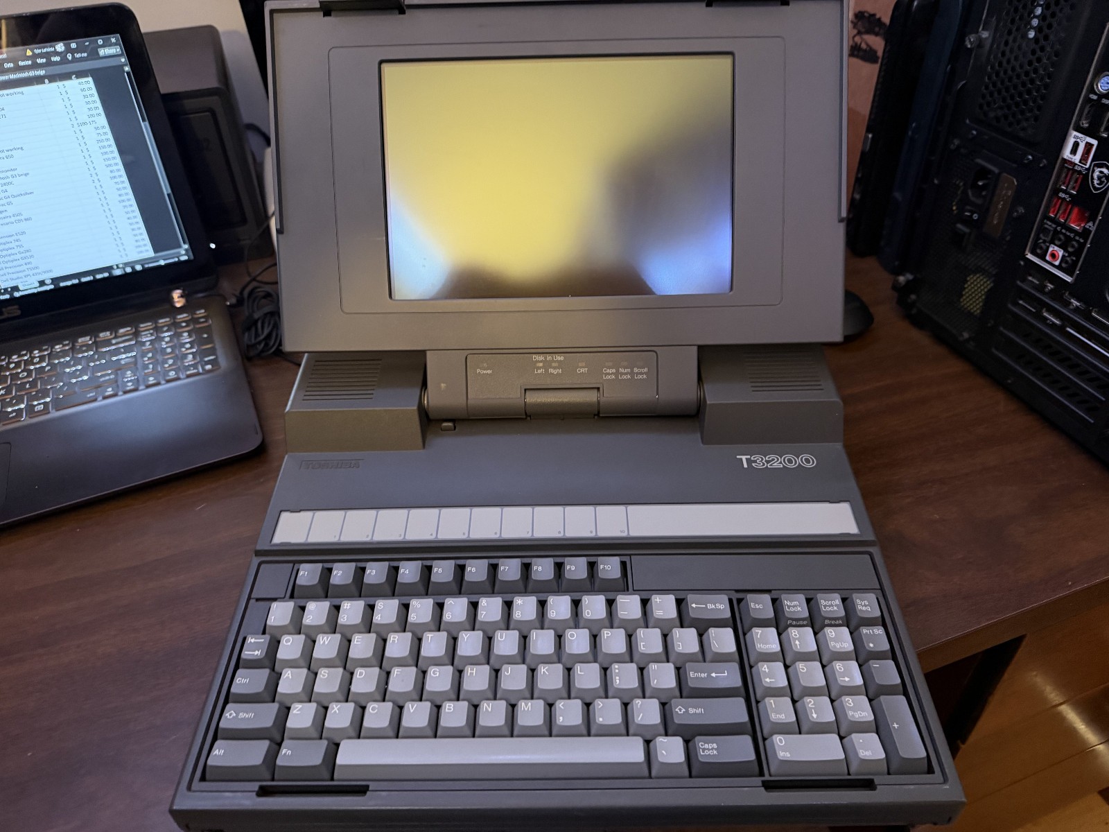 Toshiba T3200 Luggable Notebook Laptop- tested working with DOS 4.0