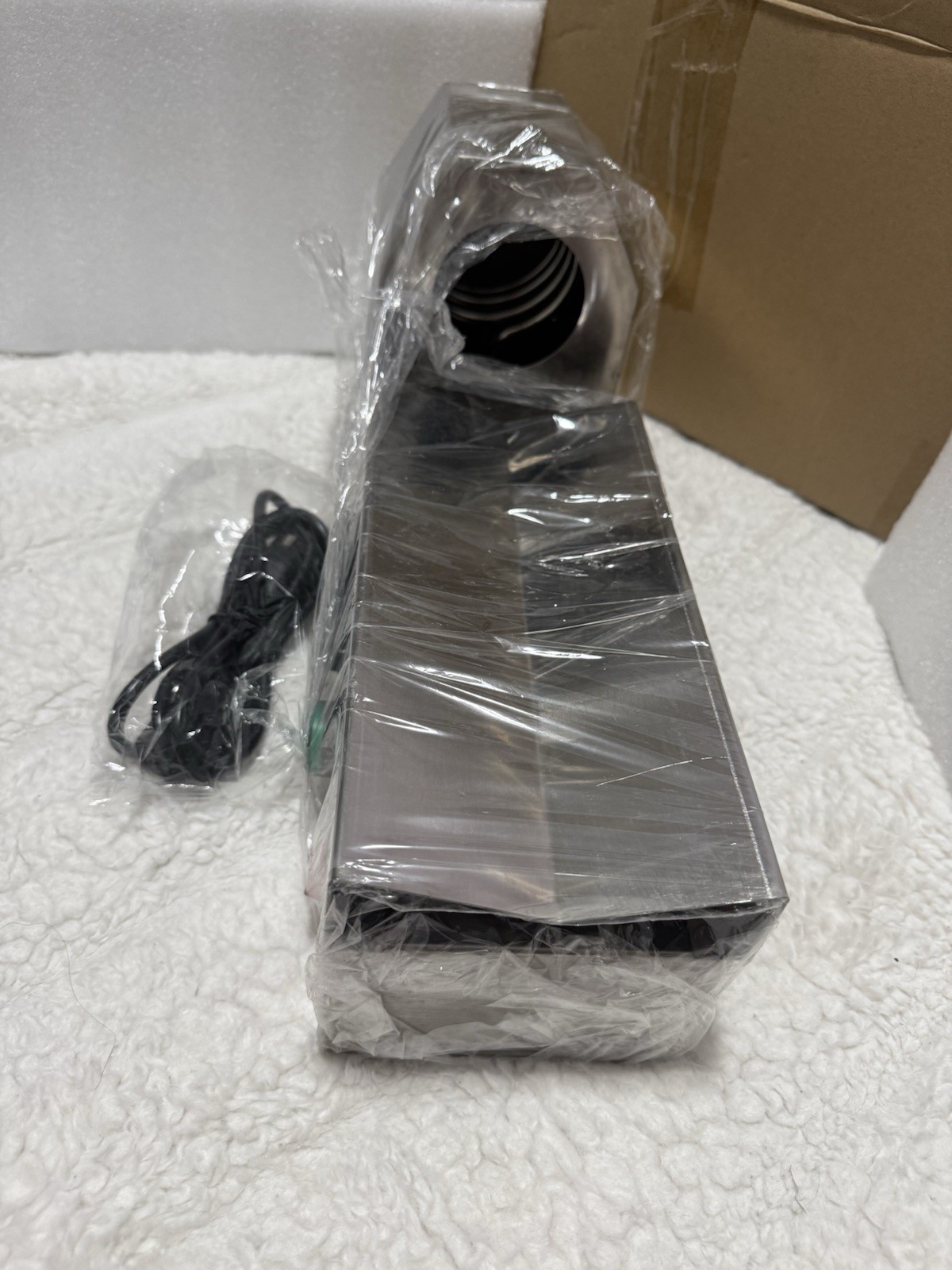Rubber bottle cap shrink sleeve machine