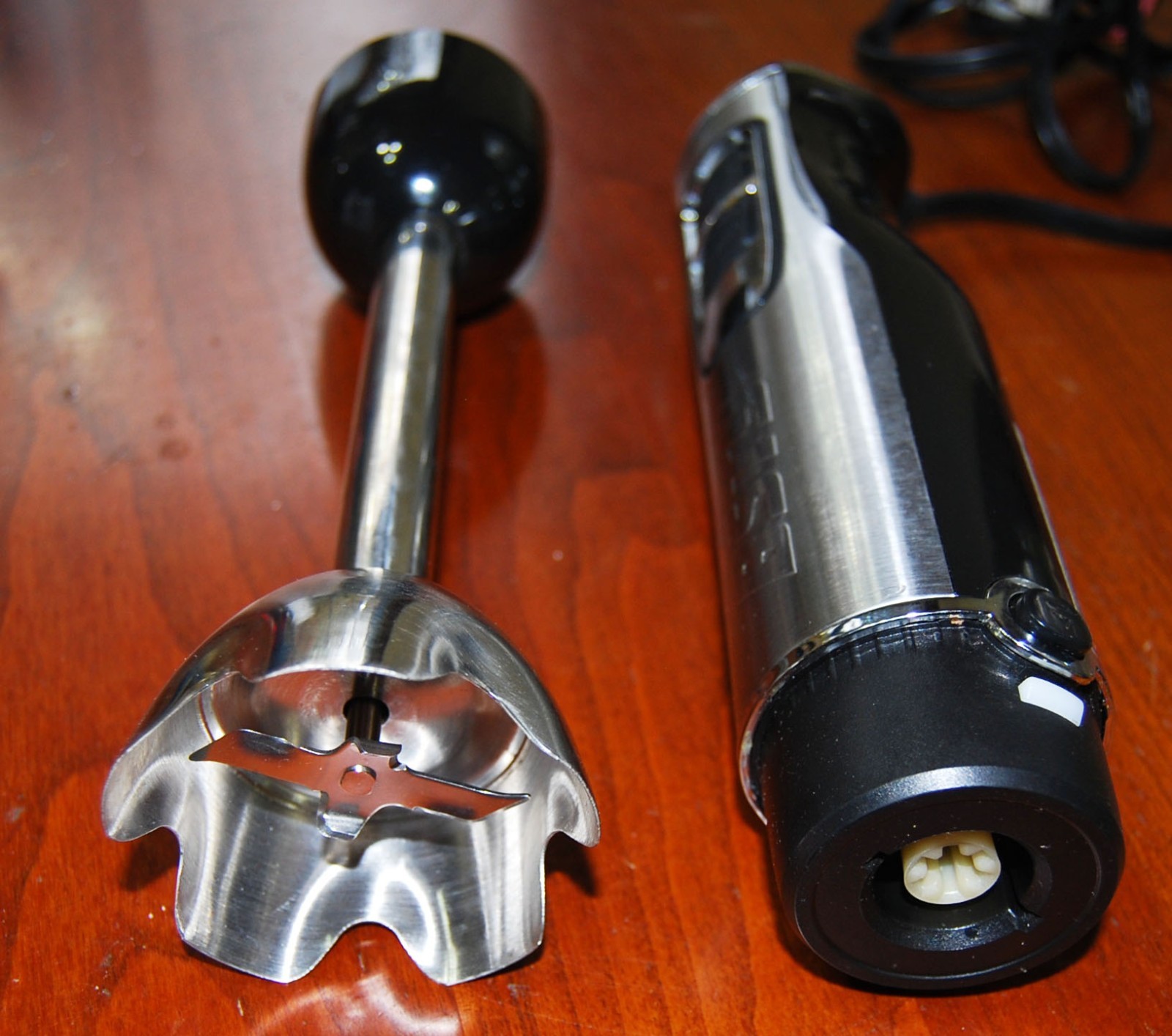 Variable speed corded hand blender HB-6005, 500 watts