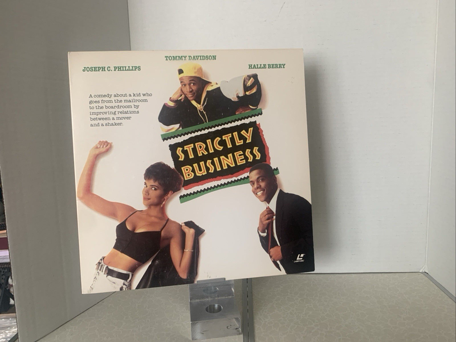 Strictly Business (Laserdisc, 1992) HALLE BERRY GREAT FILM VERY RARE!