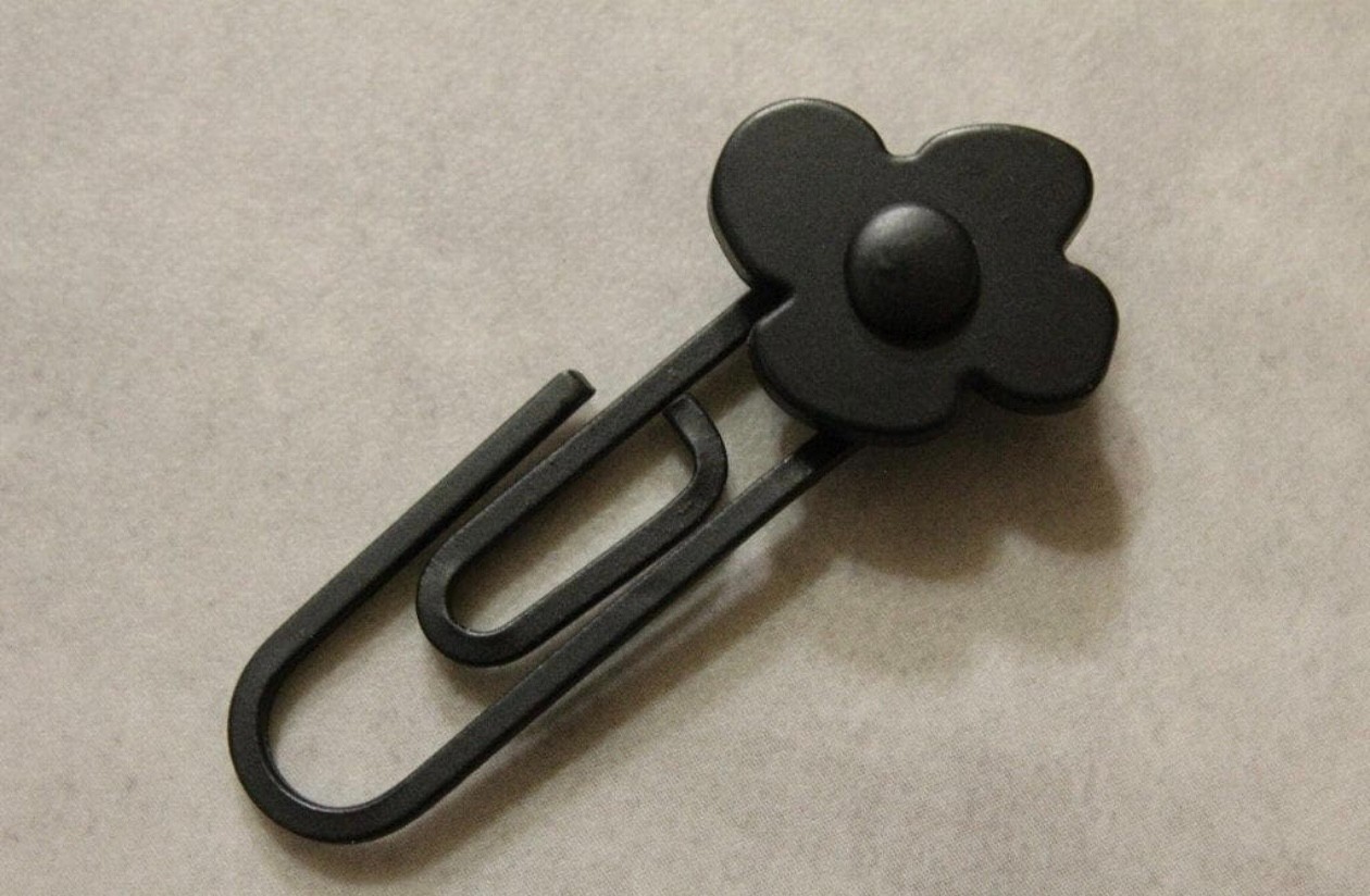 LARDINI  Boutonnière Black Pin