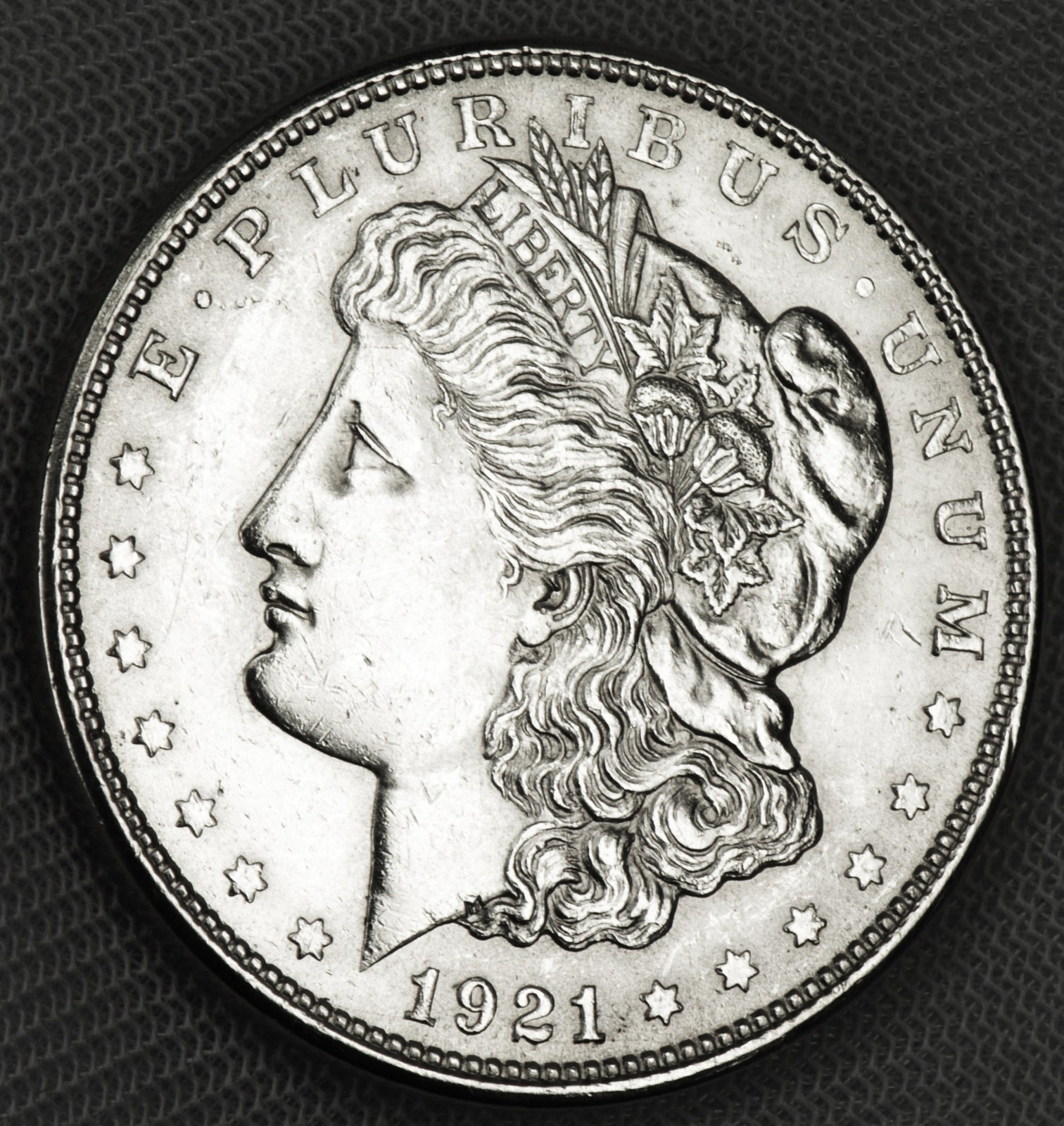 1921-d Silver Dollar.Strong Strike for a 1921-d. BU (Inventory A)