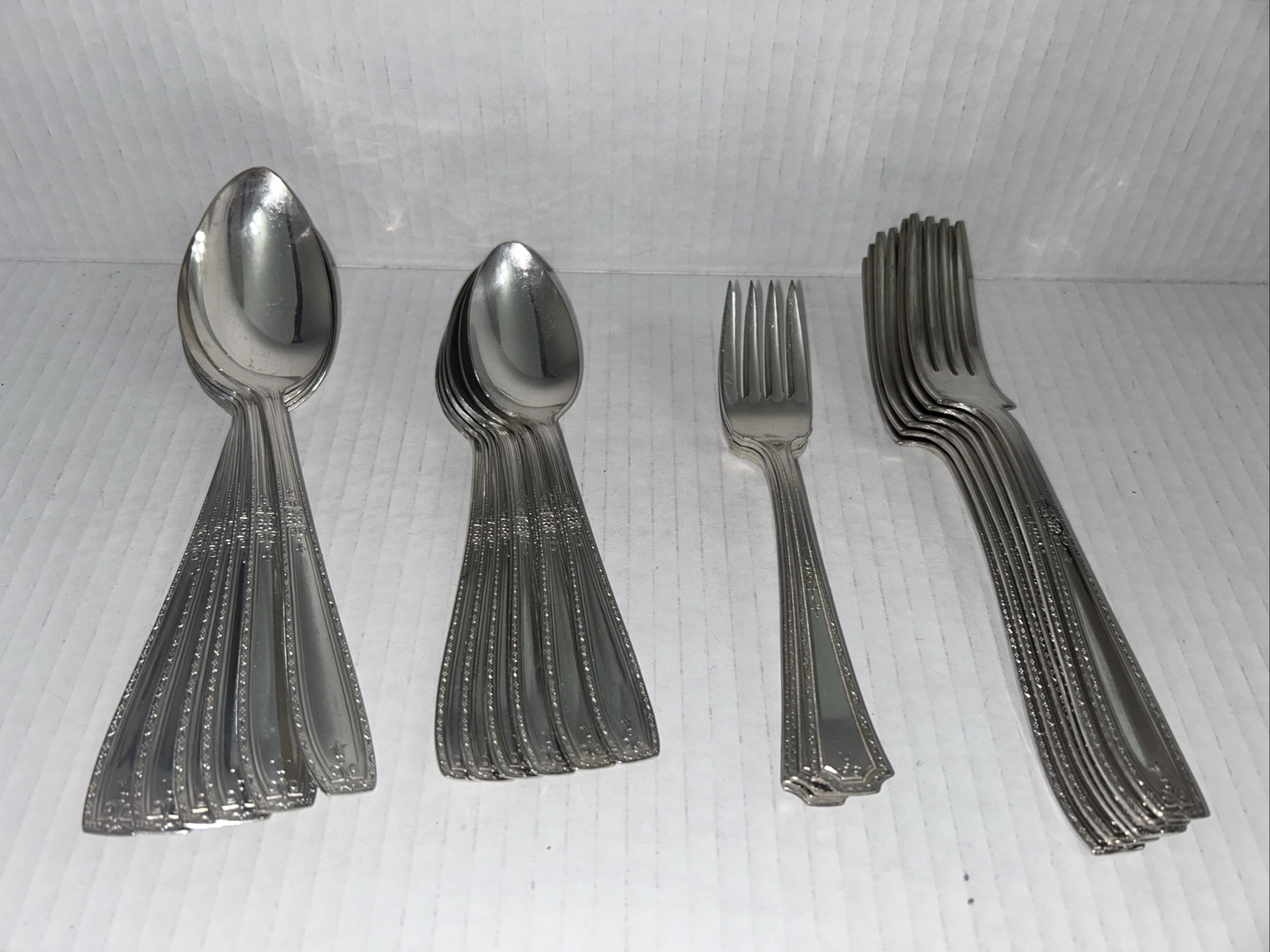 Vtg The National Silver Co Lot Of 23 Xtra Plate Sixteen Silver Forks & Spoons