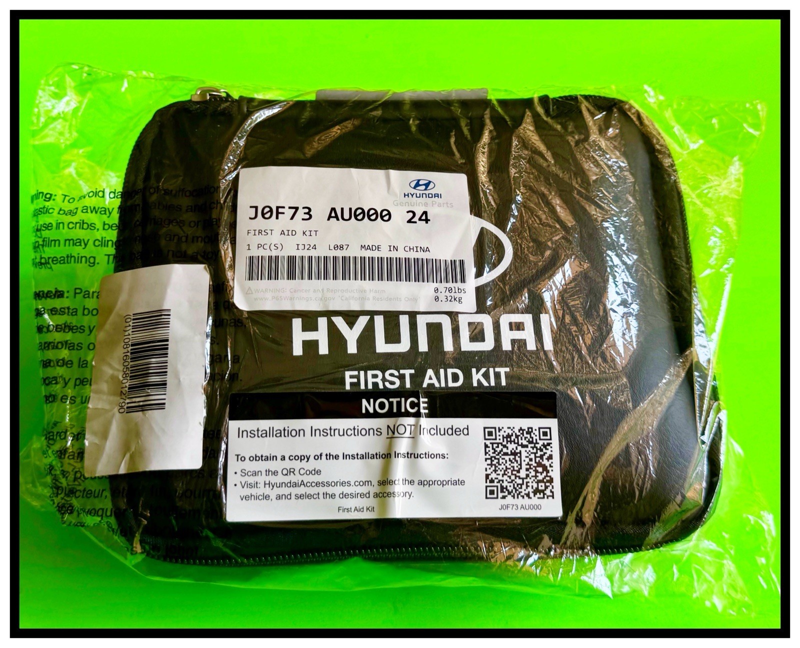 NWT  HYUNDAI  EMERGENCY  FIRST-AID  TRAVEL KIT  GENUINE  OEM  #JOF73 AU000 24