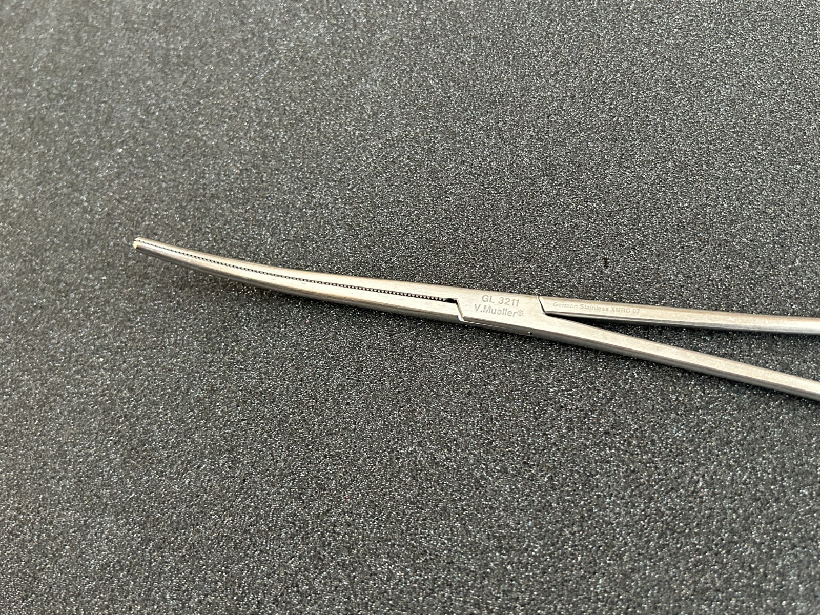 V. Mueller GL3211 Rochester-Pean Forcep 10"