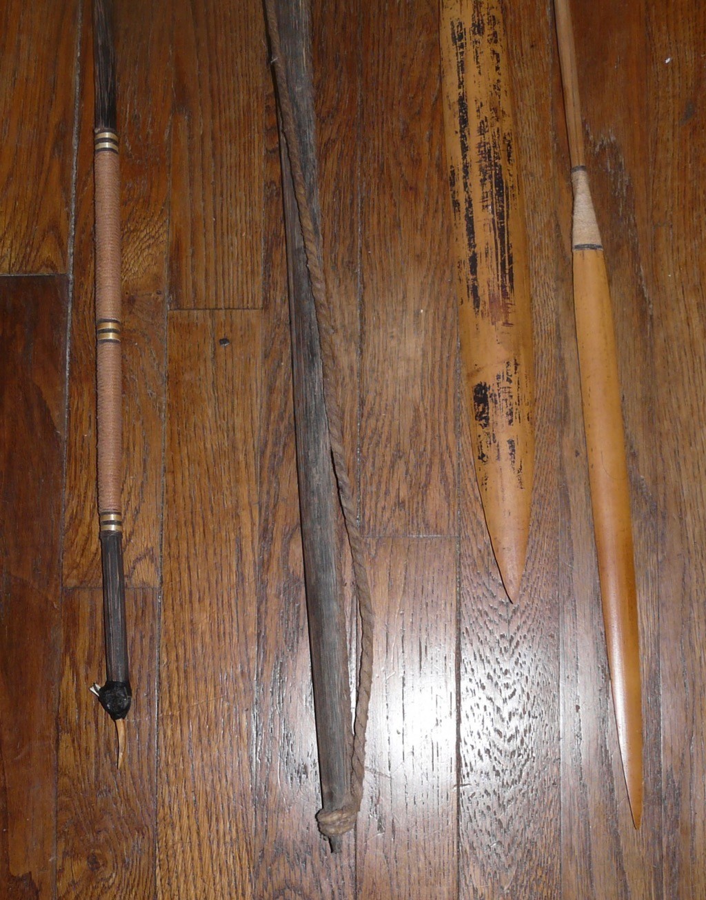 MATSES PERU AMAZON INDIAN BOW AND TWO ARROWS