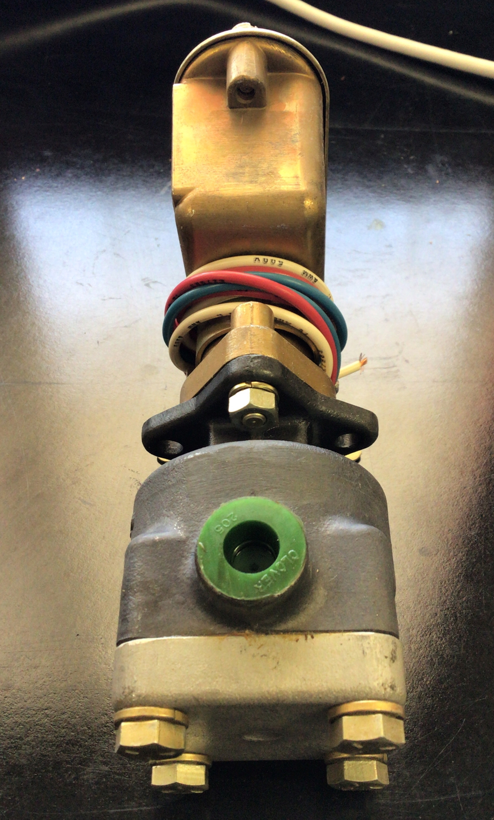 BARKSDALE VALVES 9653-1-HF3 Pressure Difference Actuated Switch