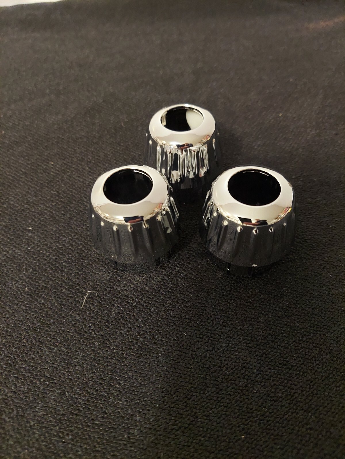 Kenworth W900, T800, T660 Set/3 Chrome AC Heater Control Outer Knobs for 2006+