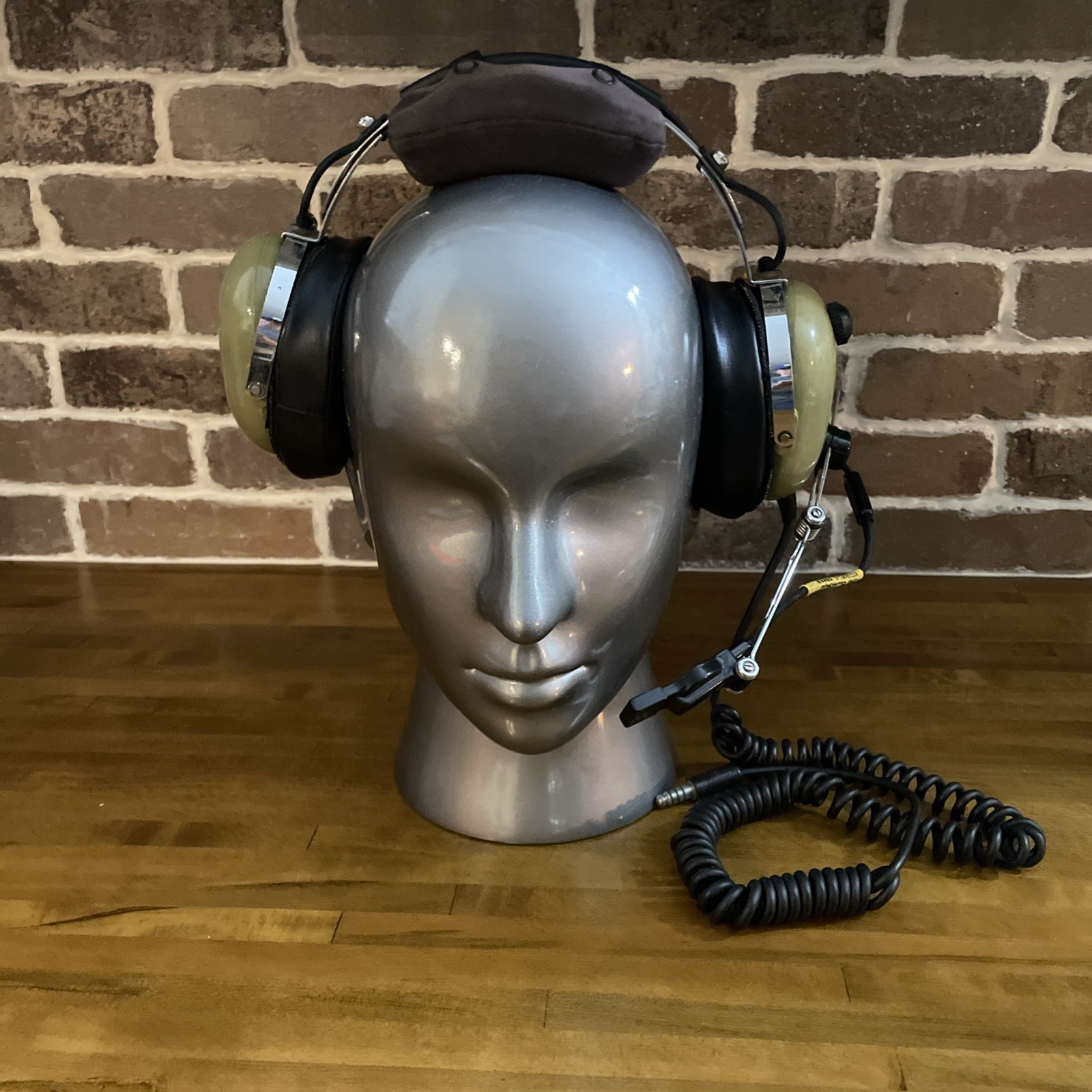David Clark Brand Model H10-76 Pilot Headset Headphones w/Microphone untested