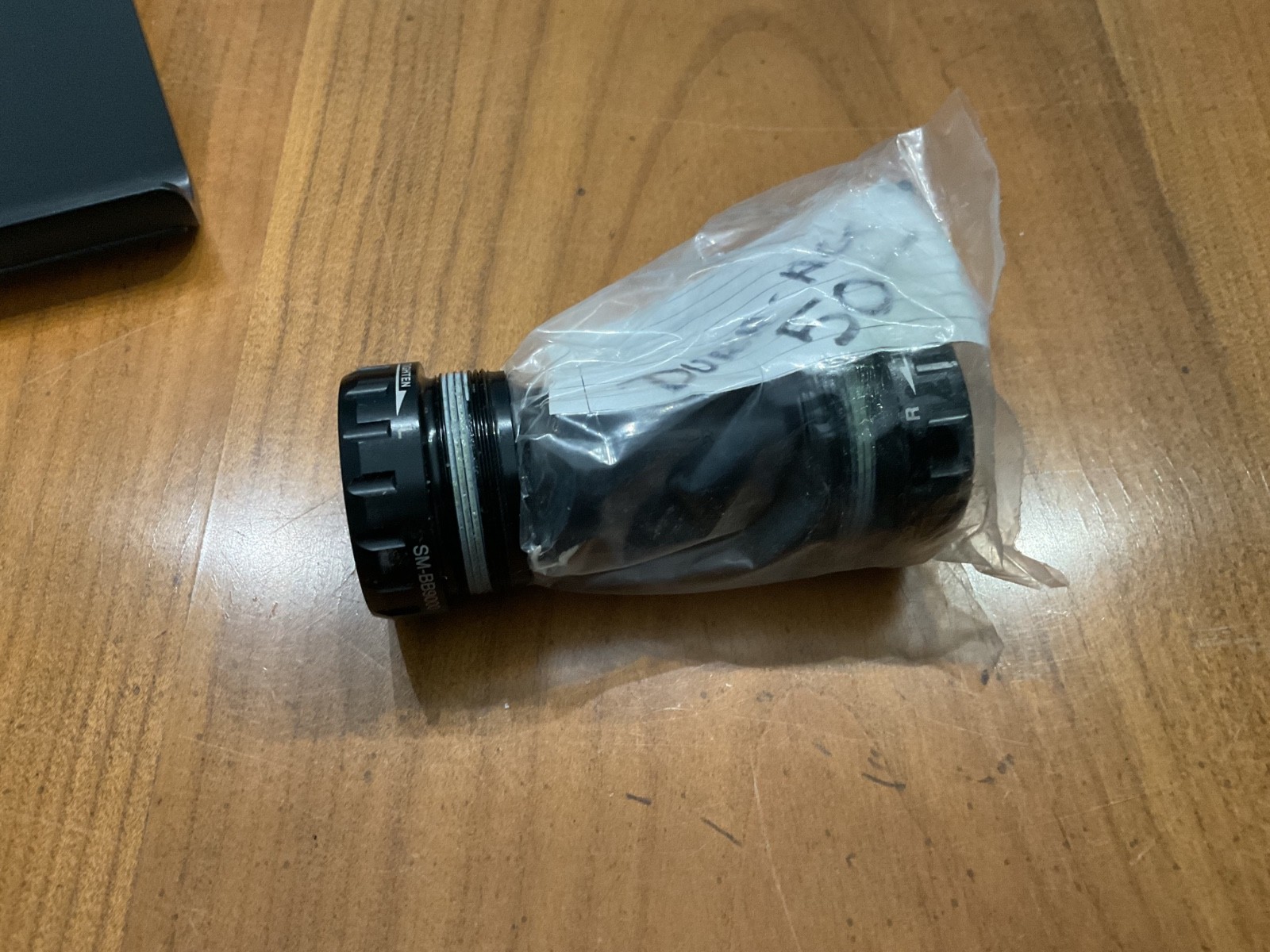 Shimano Dura Ace SM-BB9000 English Bottom Bracket - BC1.37 x 24 Road